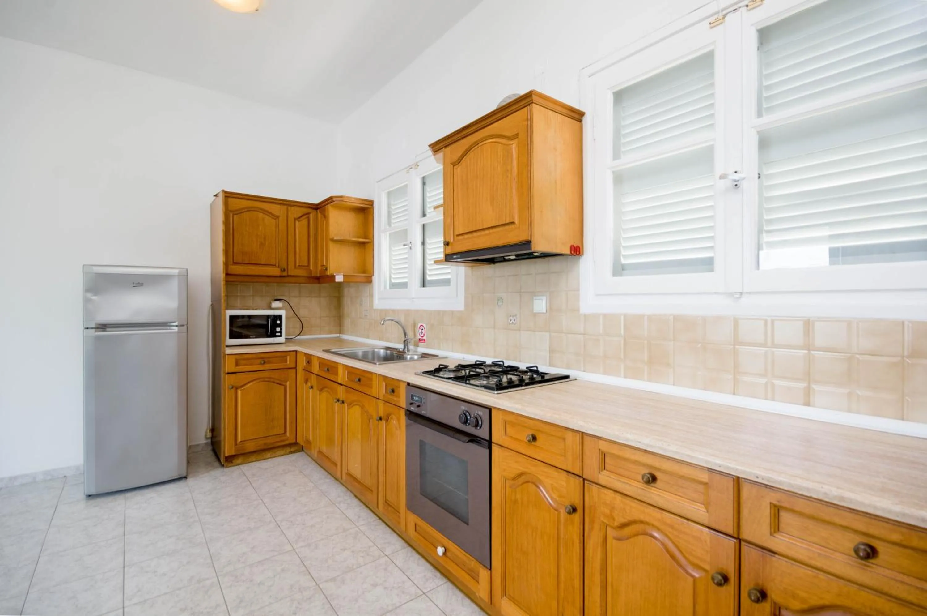 Kitchen or kitchenette in Villa Baronnos