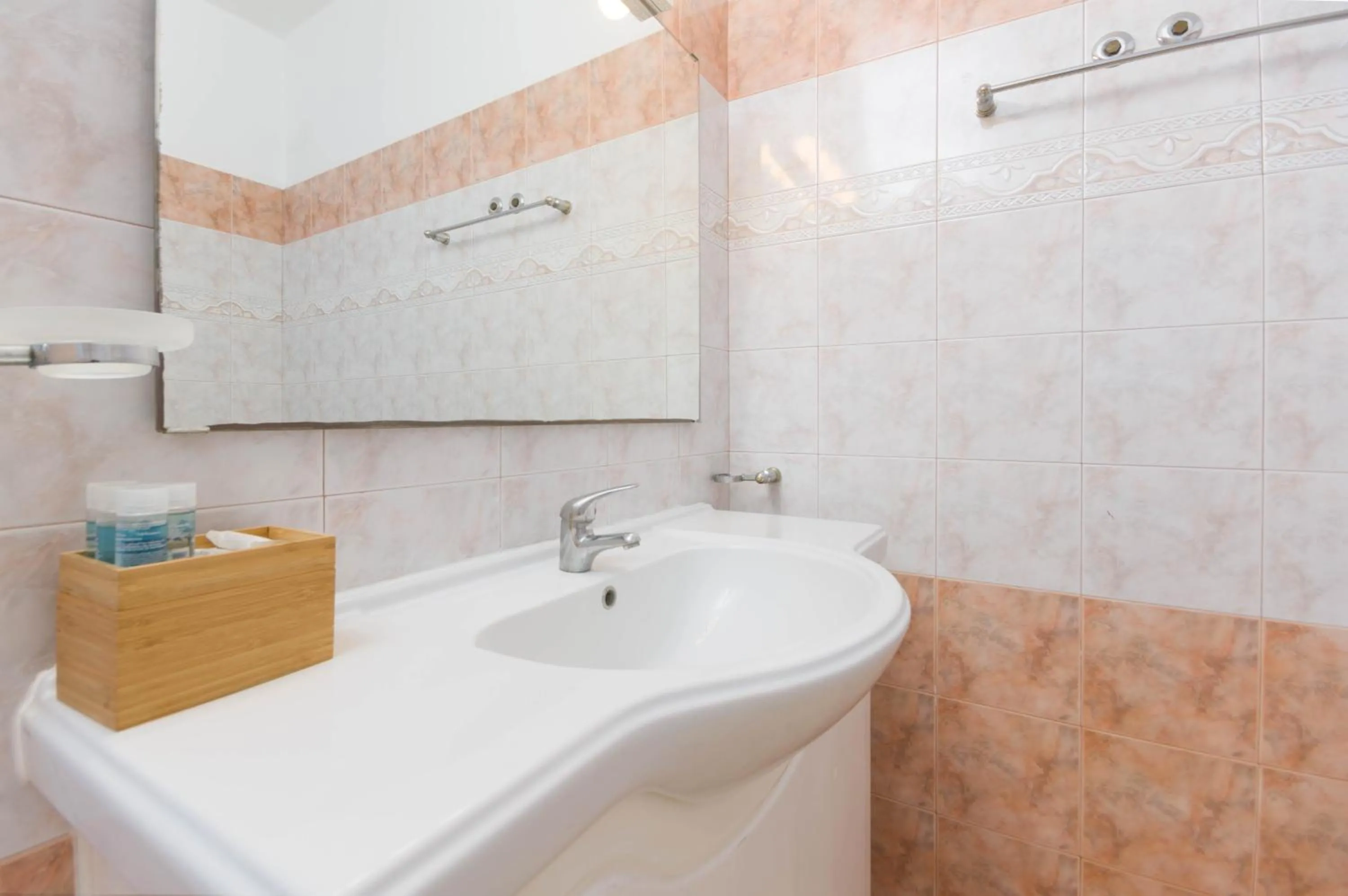 Bathroom in Villa Baronnos