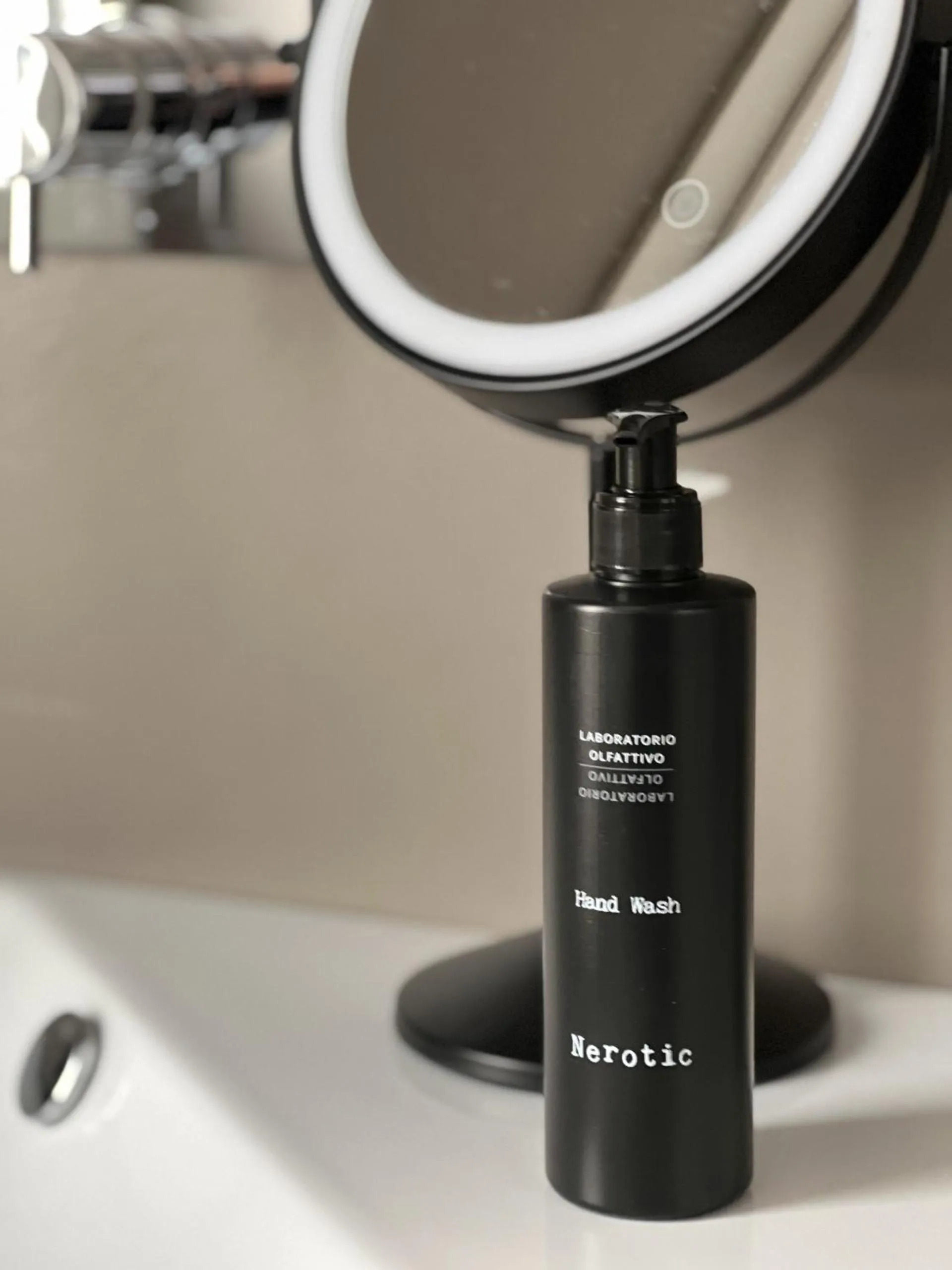 Bathroom in LEONI DI COLLALTO PALACE