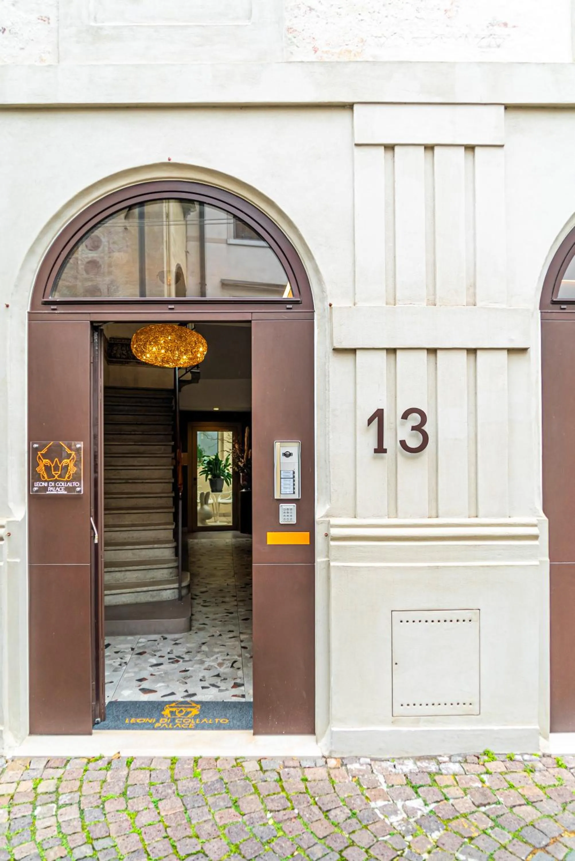 Facade/entrance in LEONI DI COLLALTO PALACE