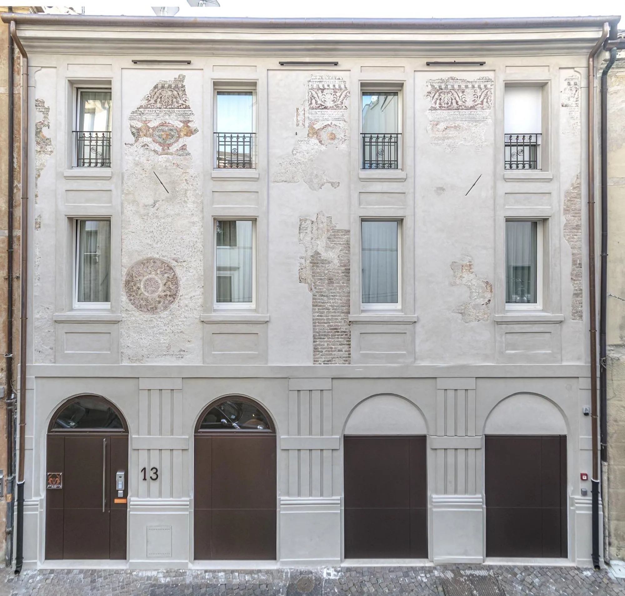 Property building in LEONI DI COLLALTO PALACE