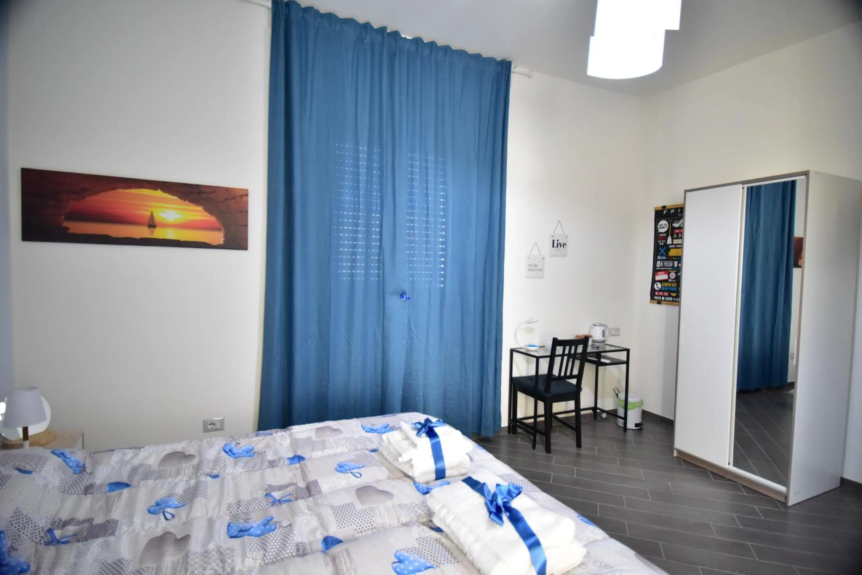 Photo of the whole room, Bed in B&B Lambda