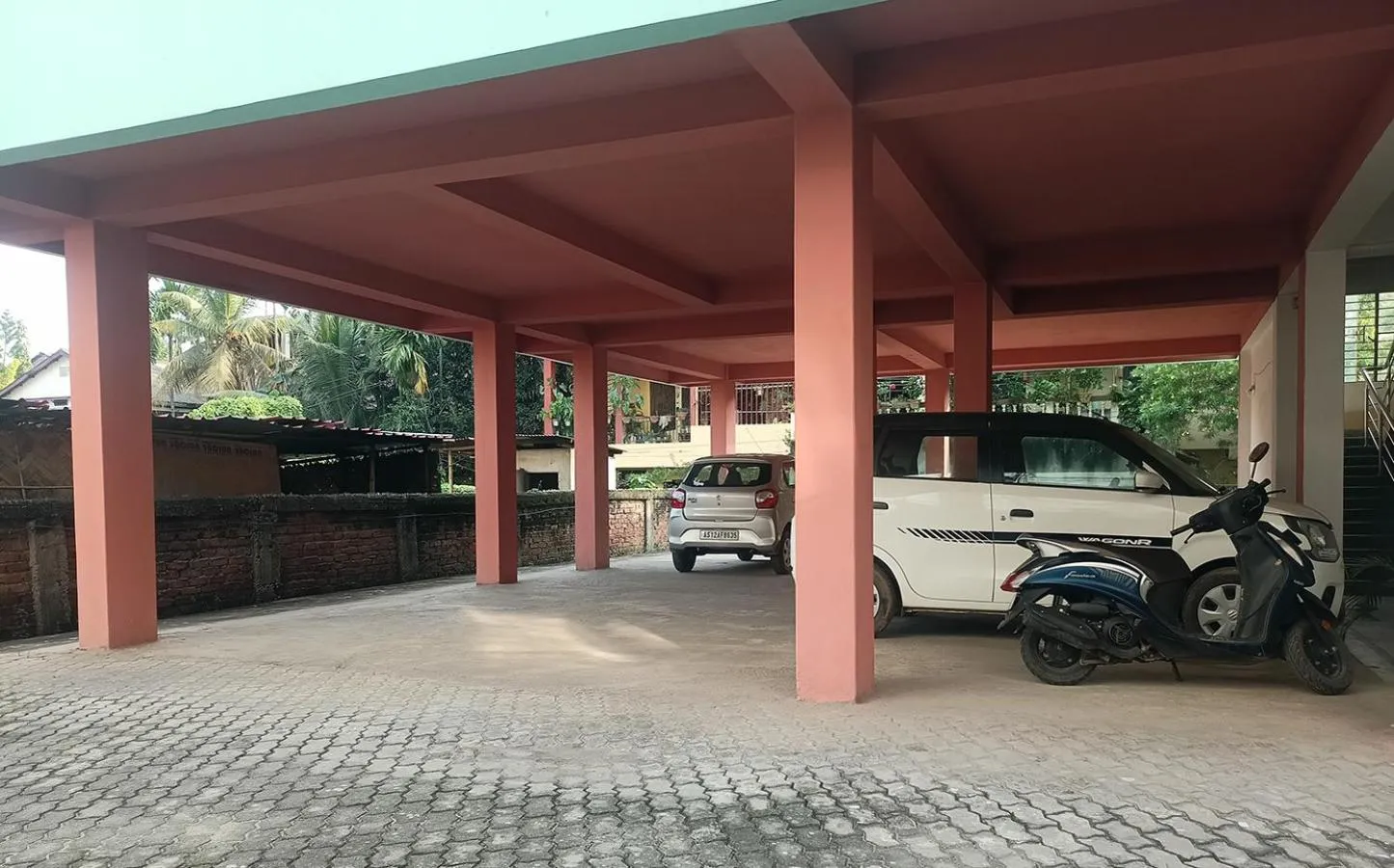 Parking in AN'NDA Guest House