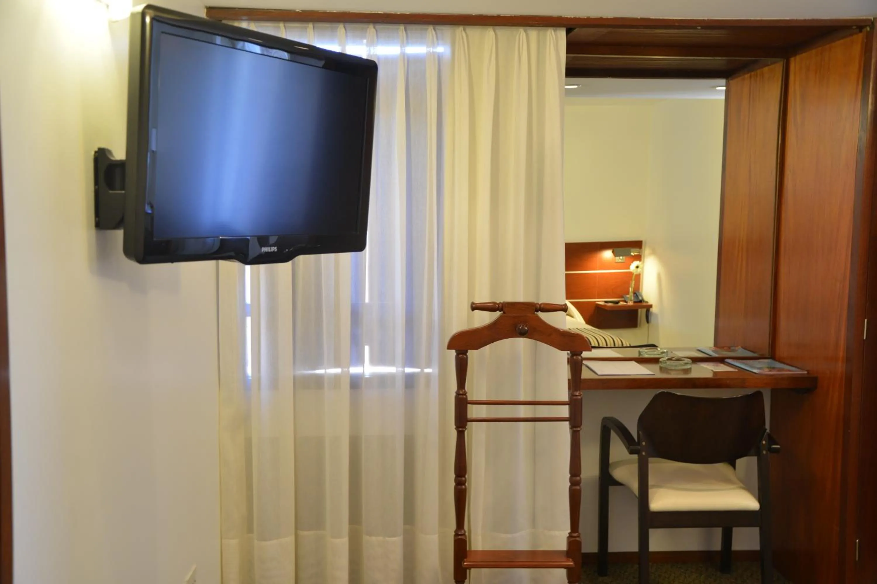 TV and multimedia in Hotel de la Cañada