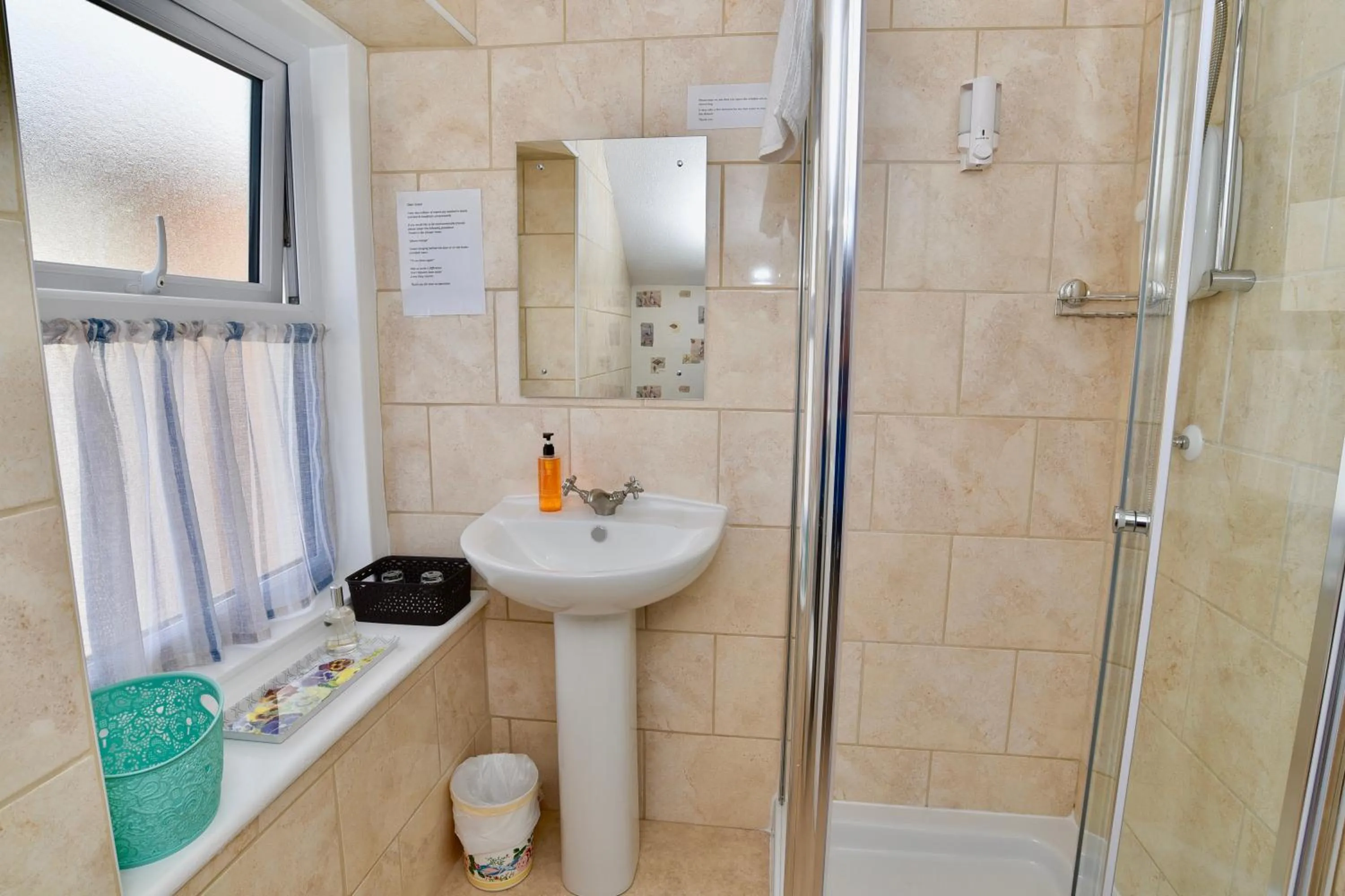 Bathroom in Colbourn Bed and Breakfast