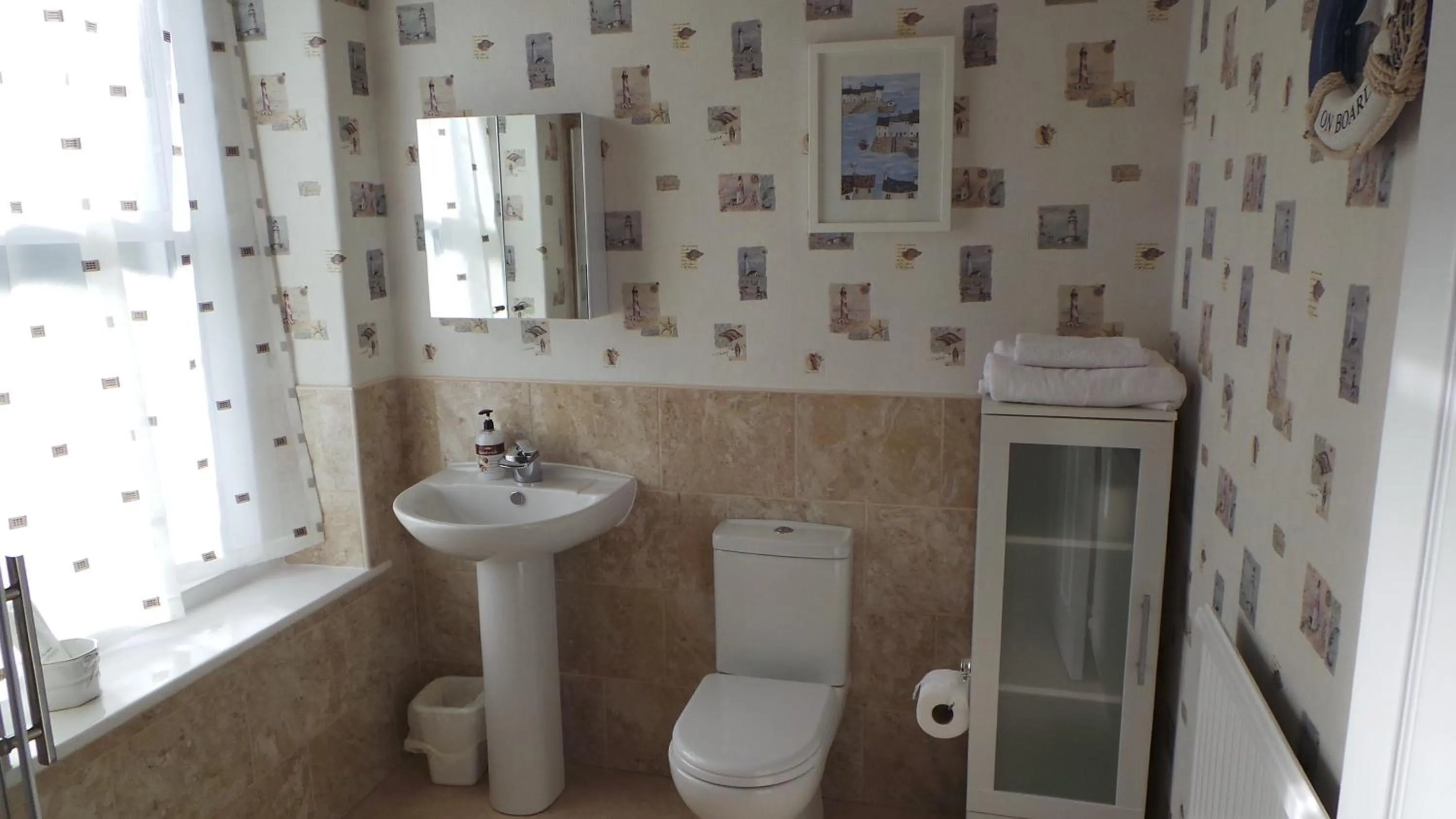 Bathroom in Colbourn Bed and Breakfast