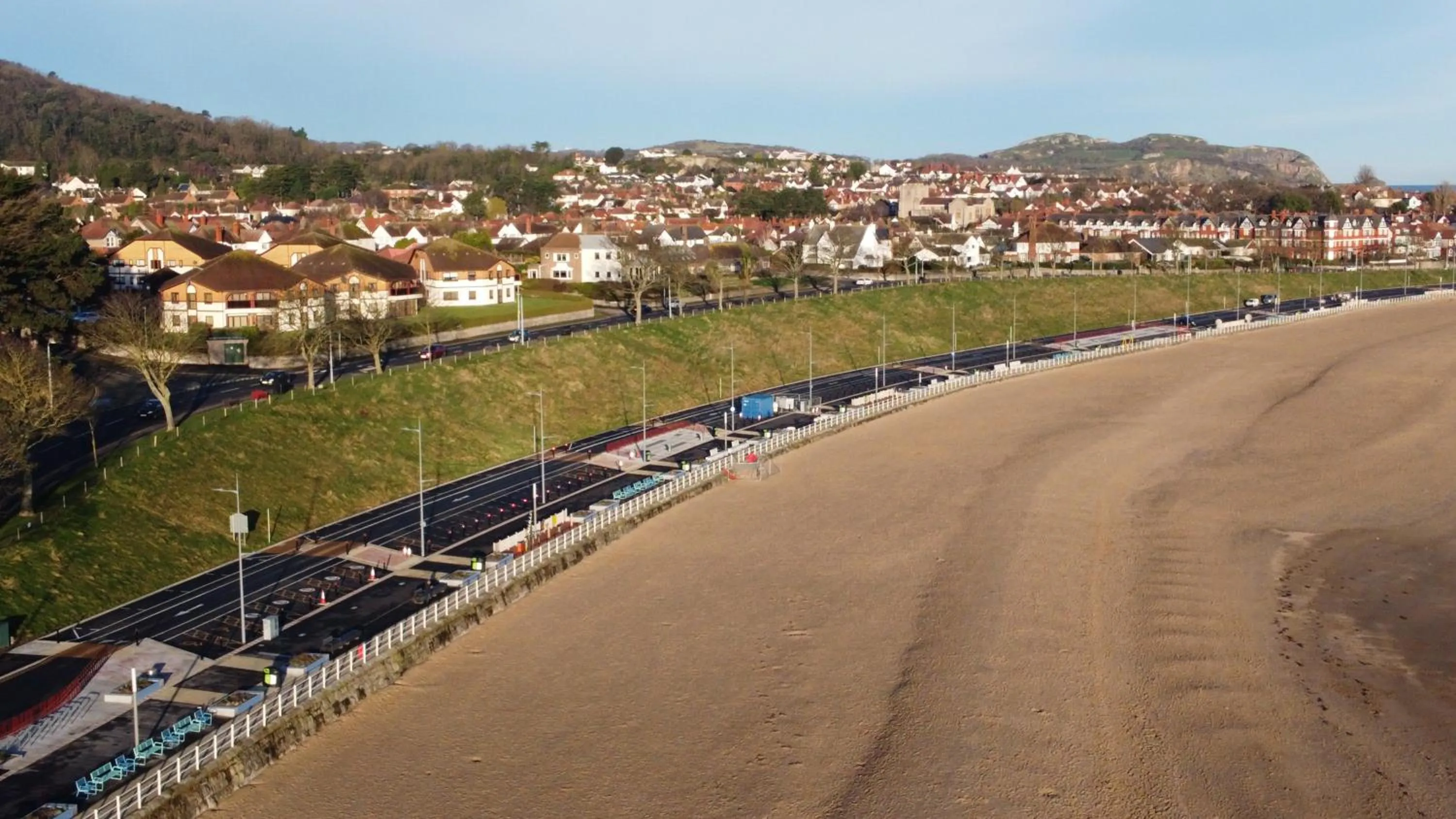 Beach in Colbourn Bed and Breakfast