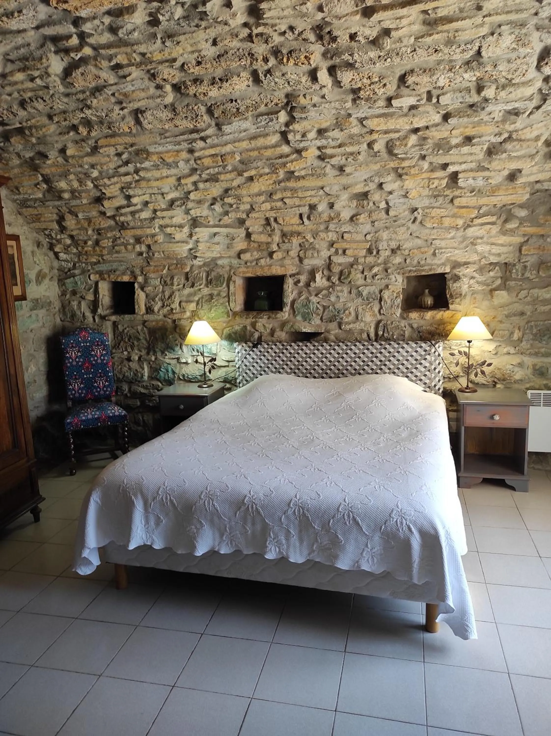 Bed in Logis Hôtel Restaurant Gîte La Bastide du Vébron