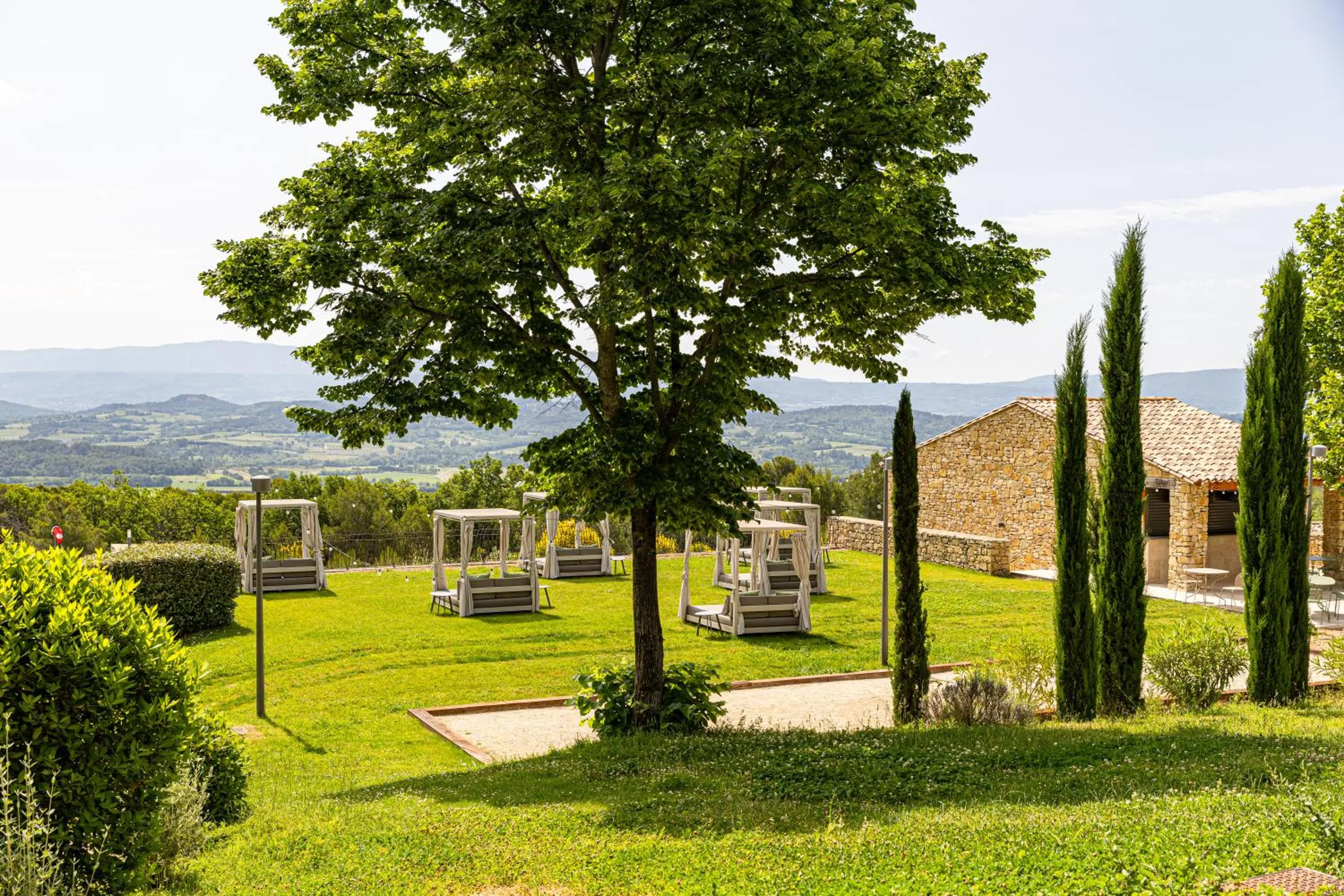 Natural landscape in Mas des Herbes Blanches Hôtel & Spa – Relais & Châteaux