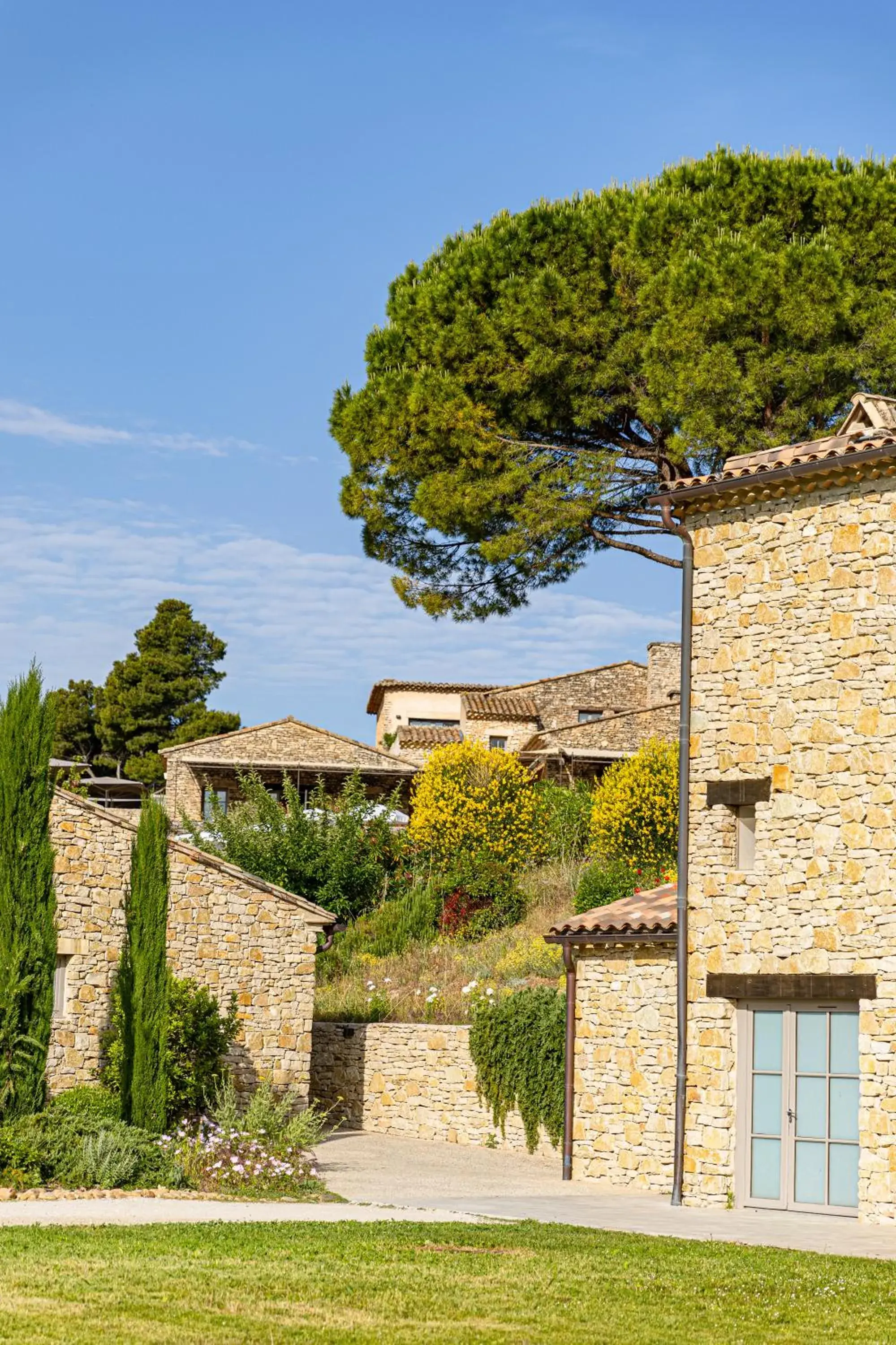 Property building in Mas des Herbes Blanches Hôtel & Spa – Relais & Châteaux Property building in Mas des Herbes Blanches Hôtel & Spa – Relais & Châteaux