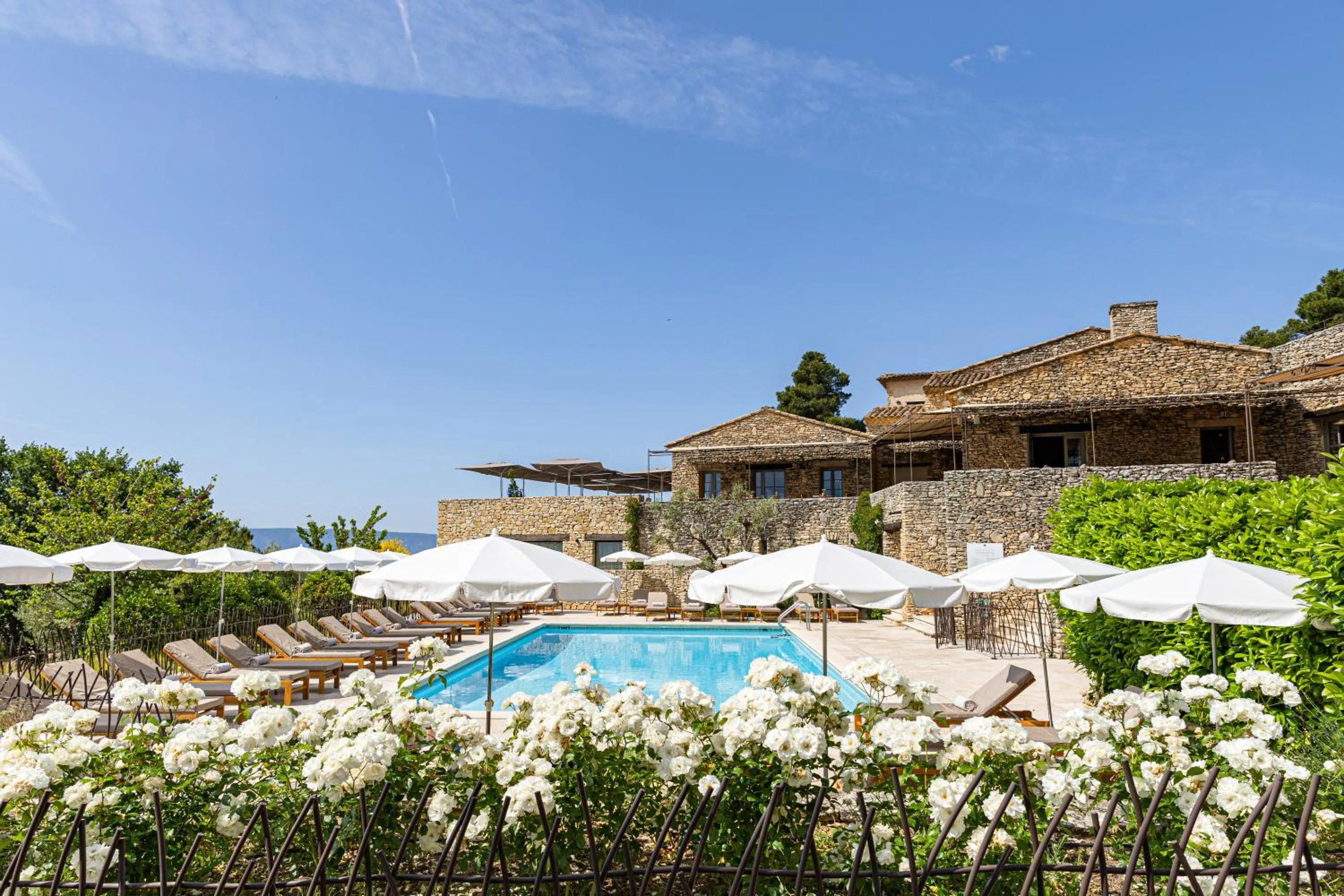 Property building in Mas des Herbes Blanches Hôtel & Spa – Relais & Châteaux