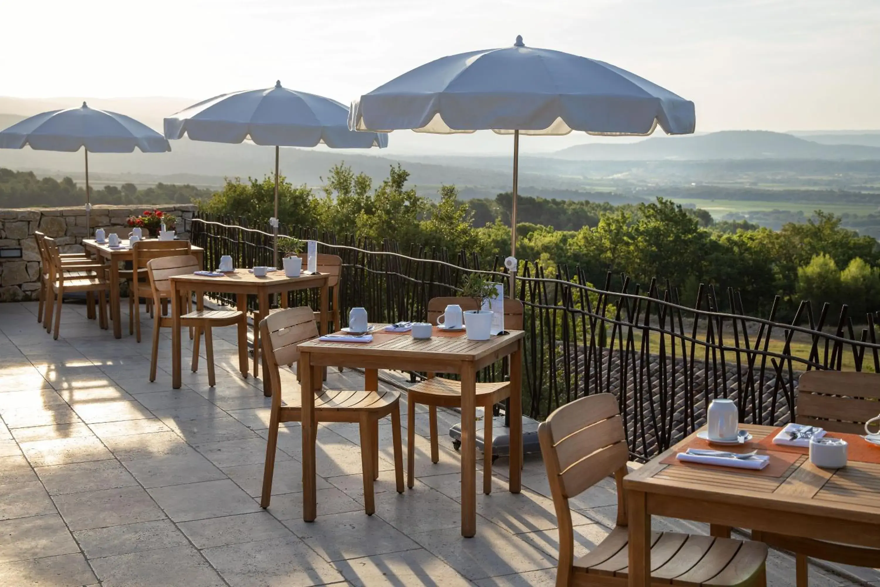 Breakfast in Mas des Herbes Blanches Hôtel & Spa – Relais & Châteaux Breakfast in Mas des Herbes Blanches Hôtel & Spa – Relais & Châteaux