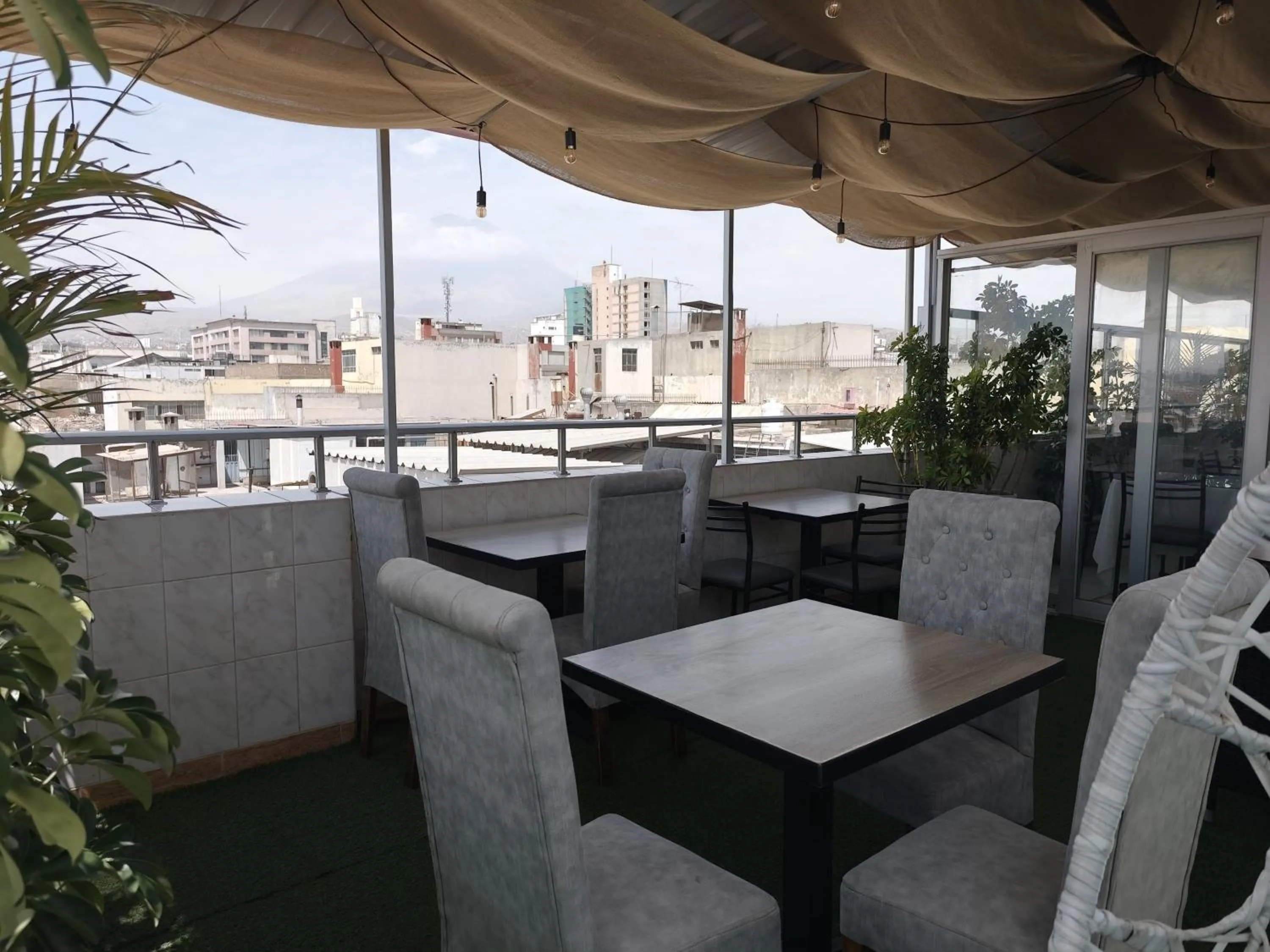 Balcony/Terrace in TERRAMISTICA CENTRO BY Casa Consuelo
