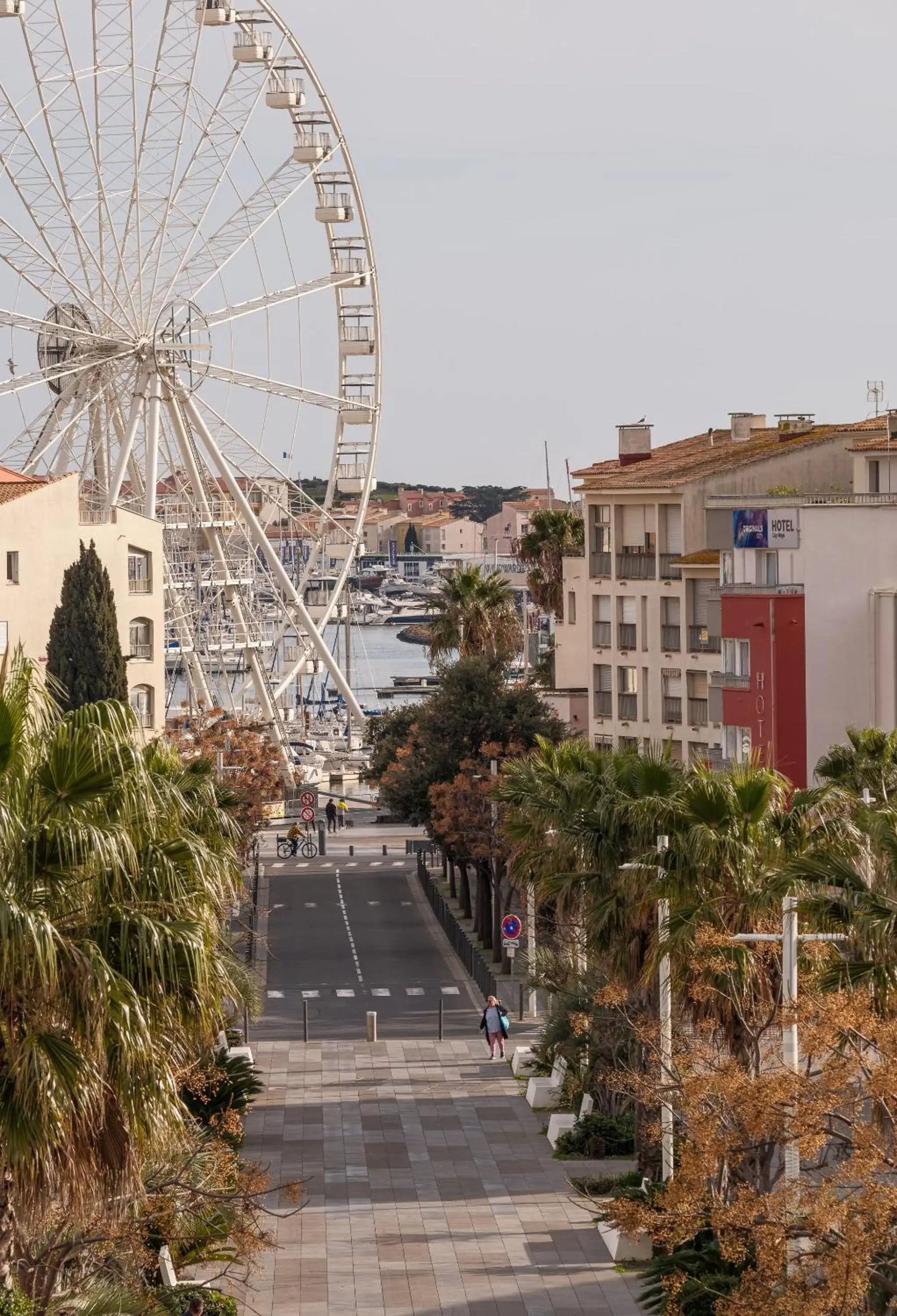 Facade/entrance in Brit Hotel Opal Centre Port Facade/entrance in Brit Hotel Opal Centre Port