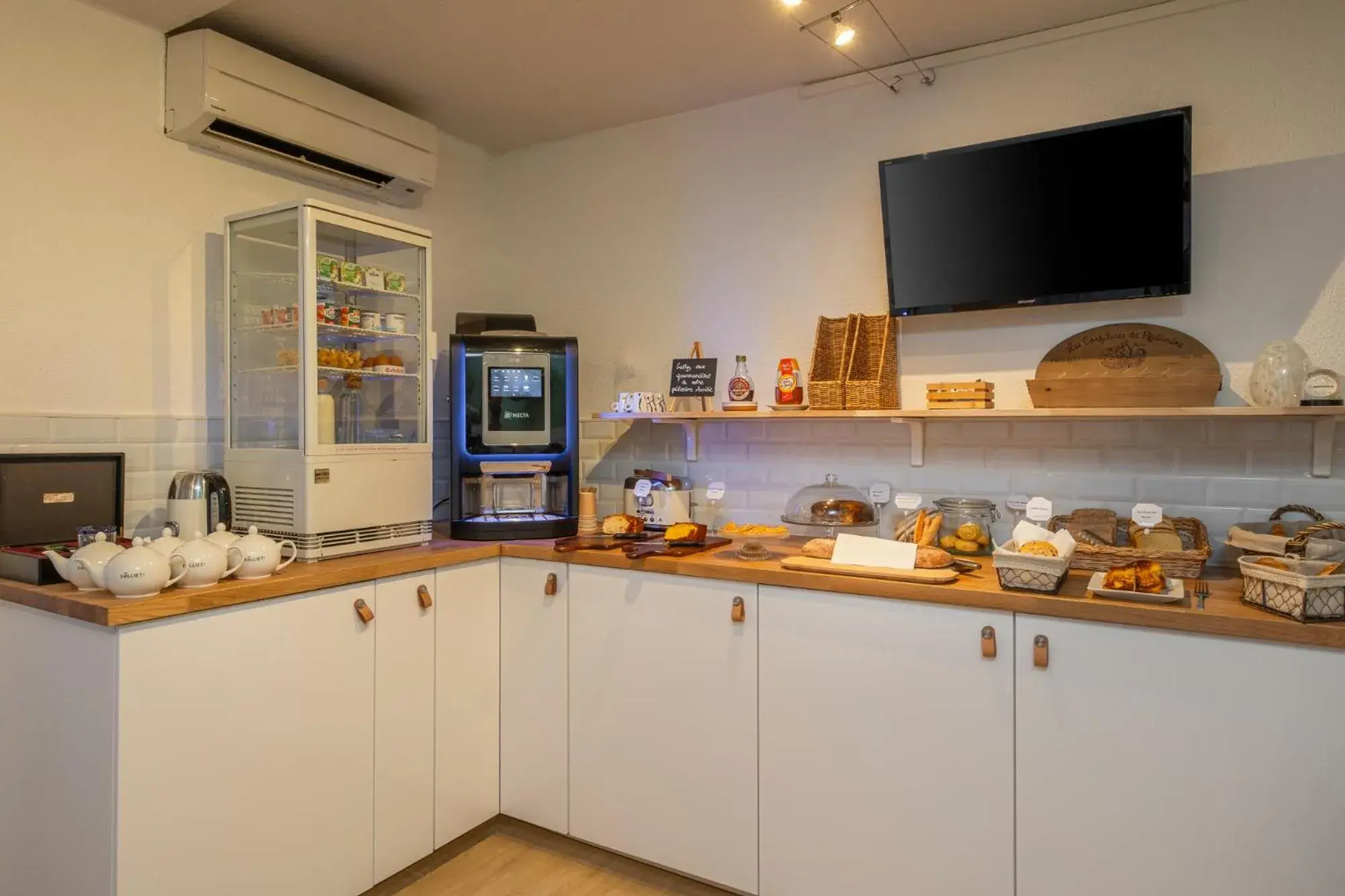 Breakfast in Brit Hotel Opal Centre Port Breakfast in Brit Hotel Opal Centre Port