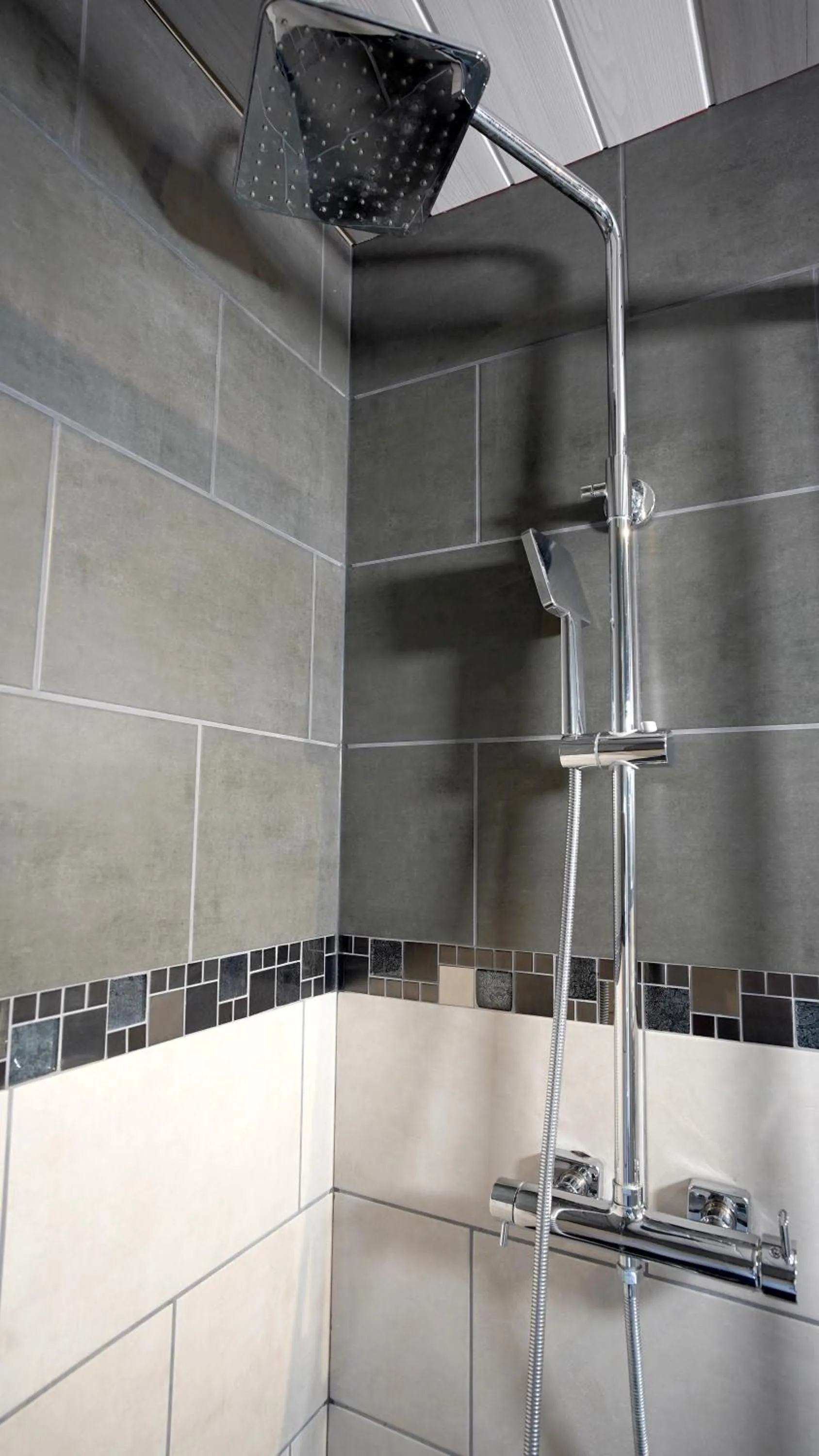 Shower in La Sapinière St Lary Soulan