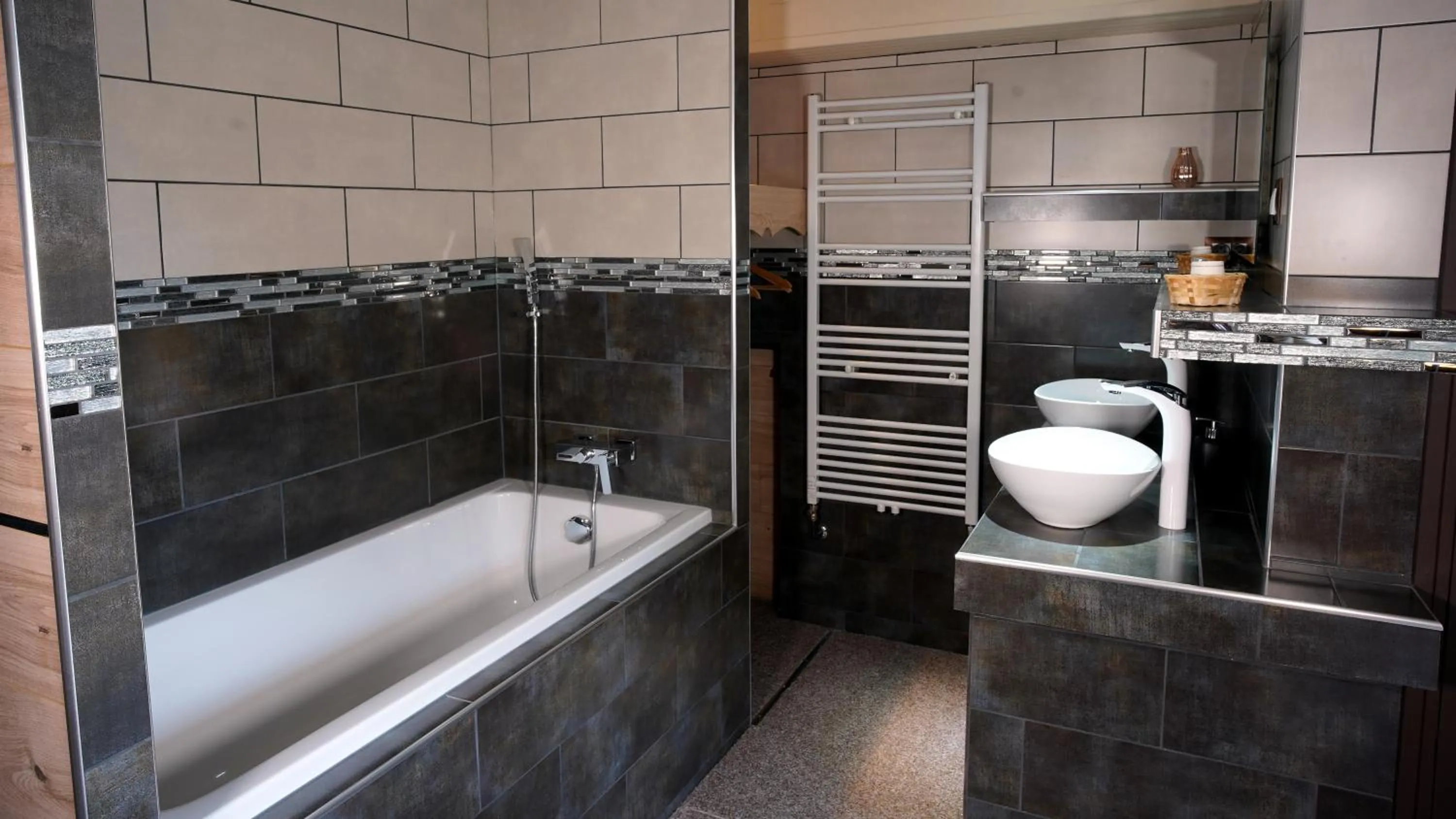 Shower in La Sapinière St Lary Soulan