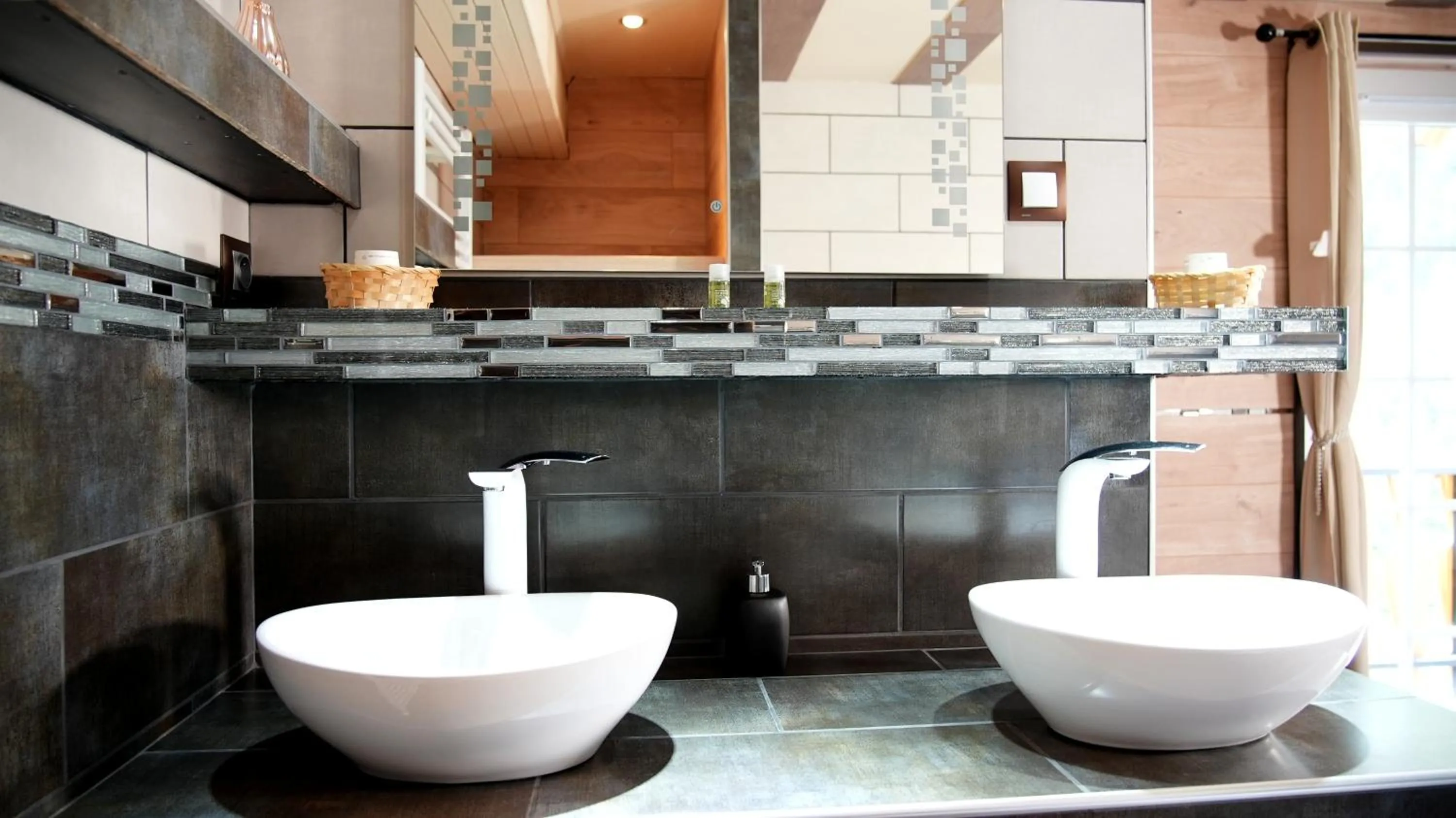 Bathroom in La Sapinière St Lary Soulan