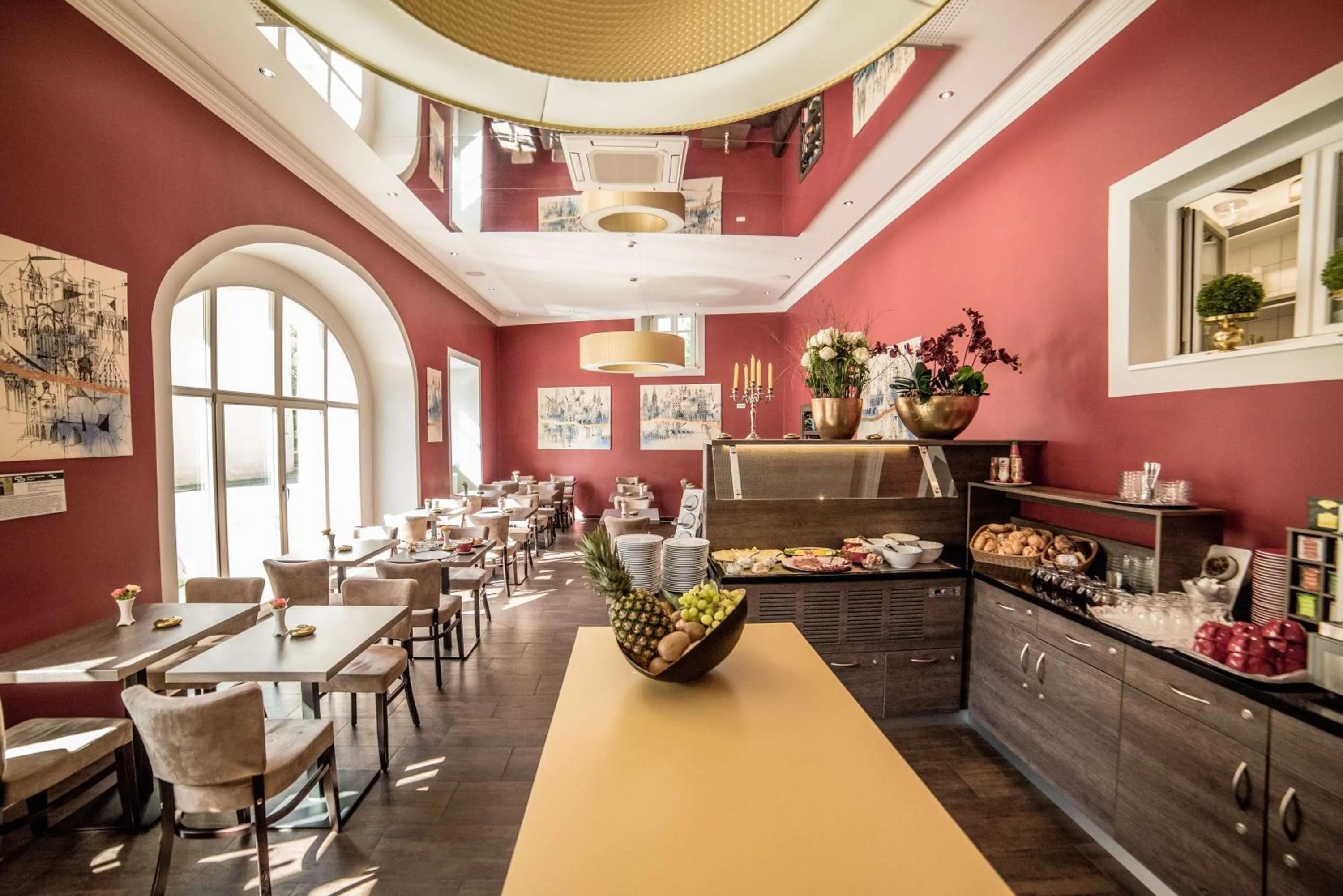 Food and drinks in Hotel Jakob Regensburg DownTown, Best Western Signature Collection