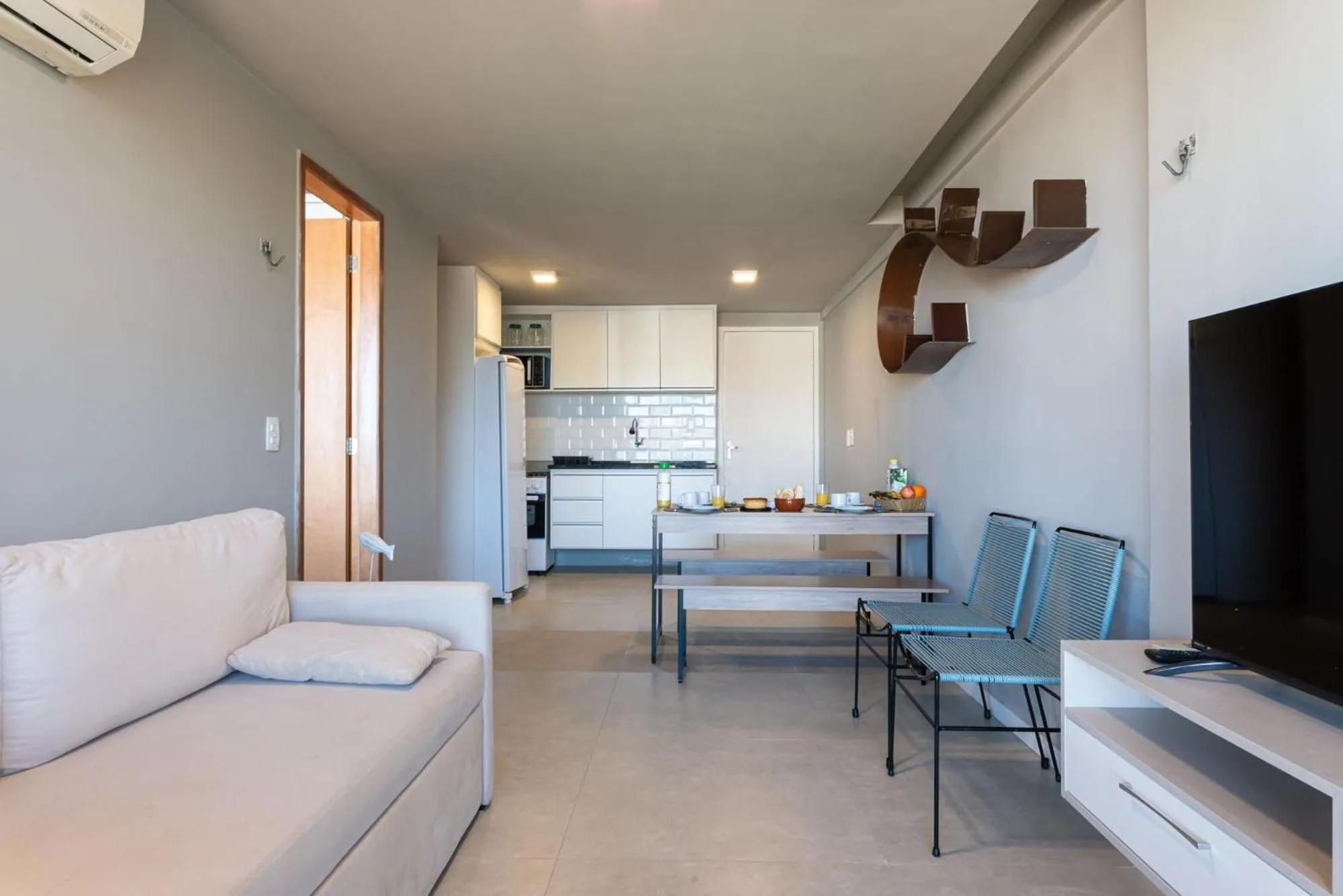 Communal lounge/ TV room in Praia Central Porto de Galinhas