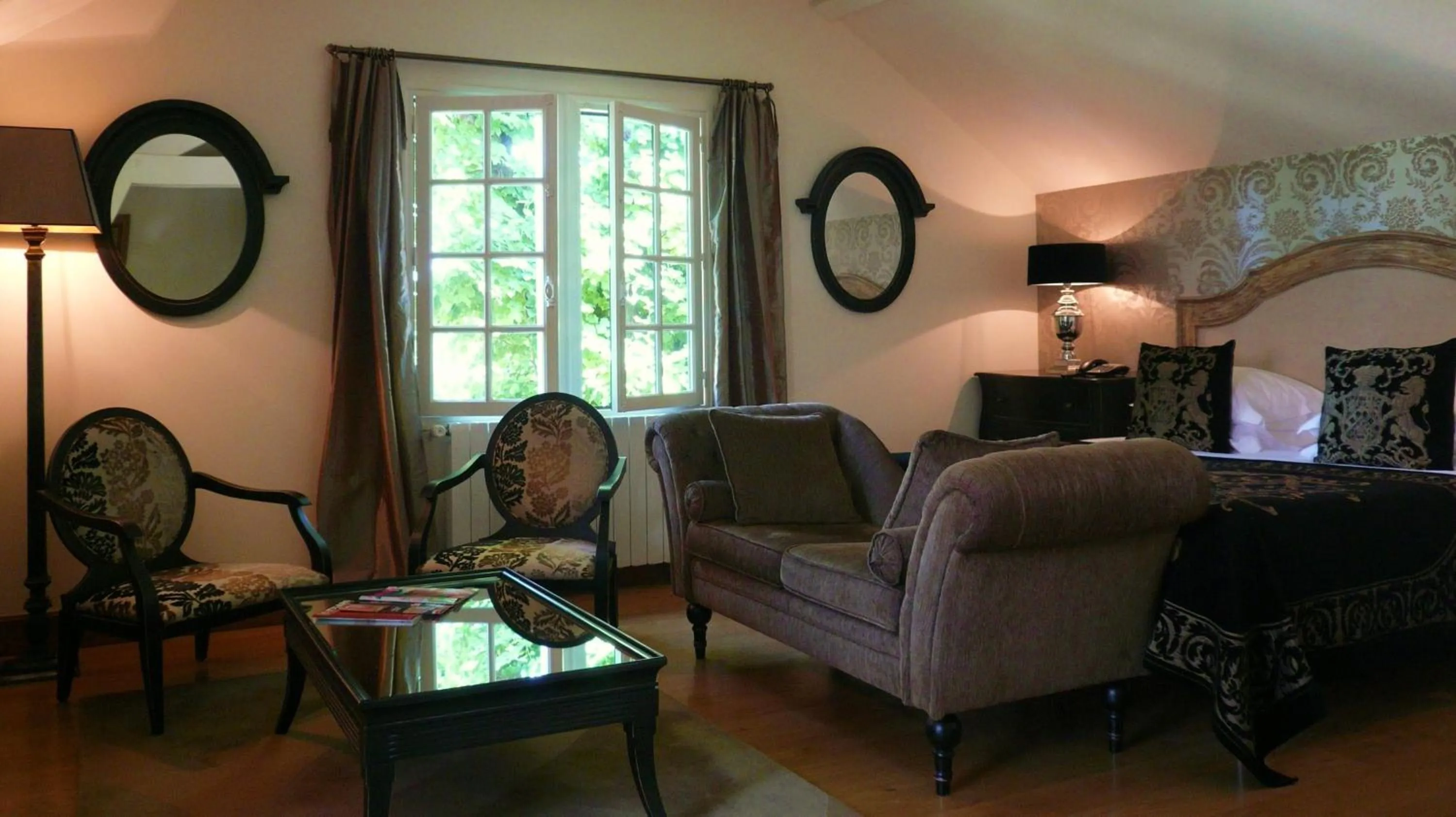 Photo of the whole room in Beaumanoir Small Luxury Boutique Hotel