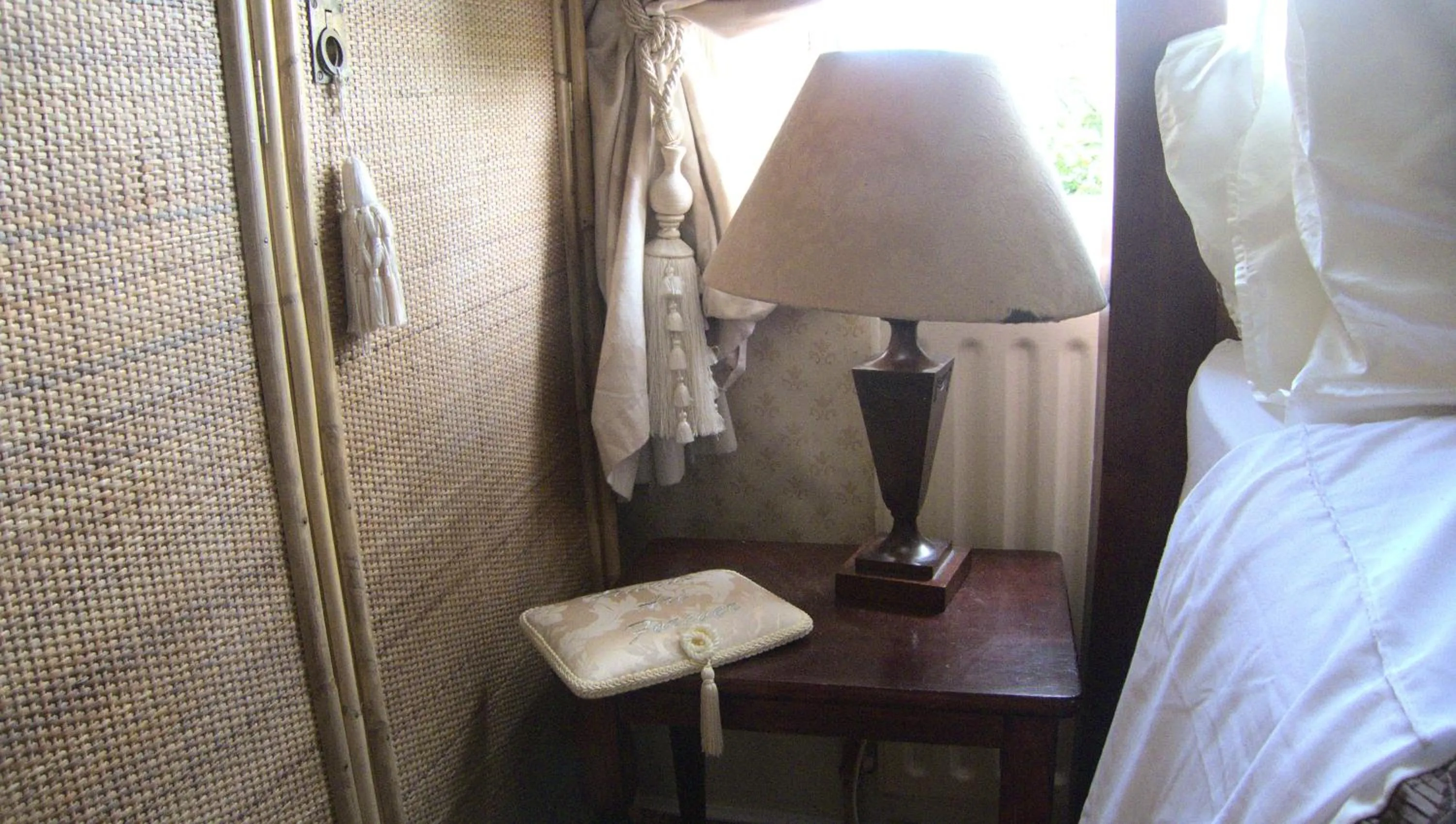 Bed in Ms McCreadys Guest House