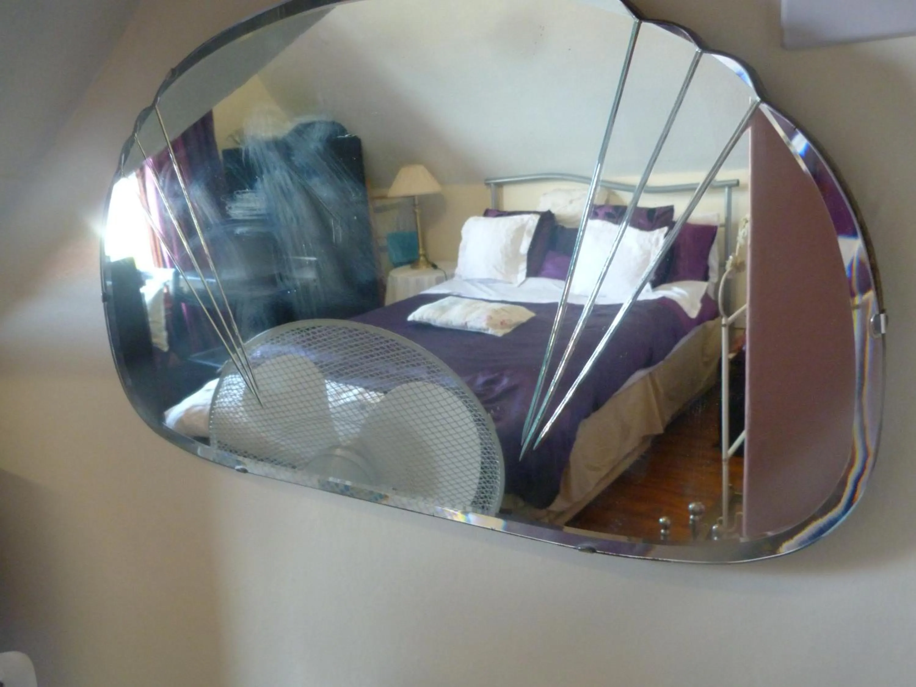 Bed in Ms McCreadys Guest House