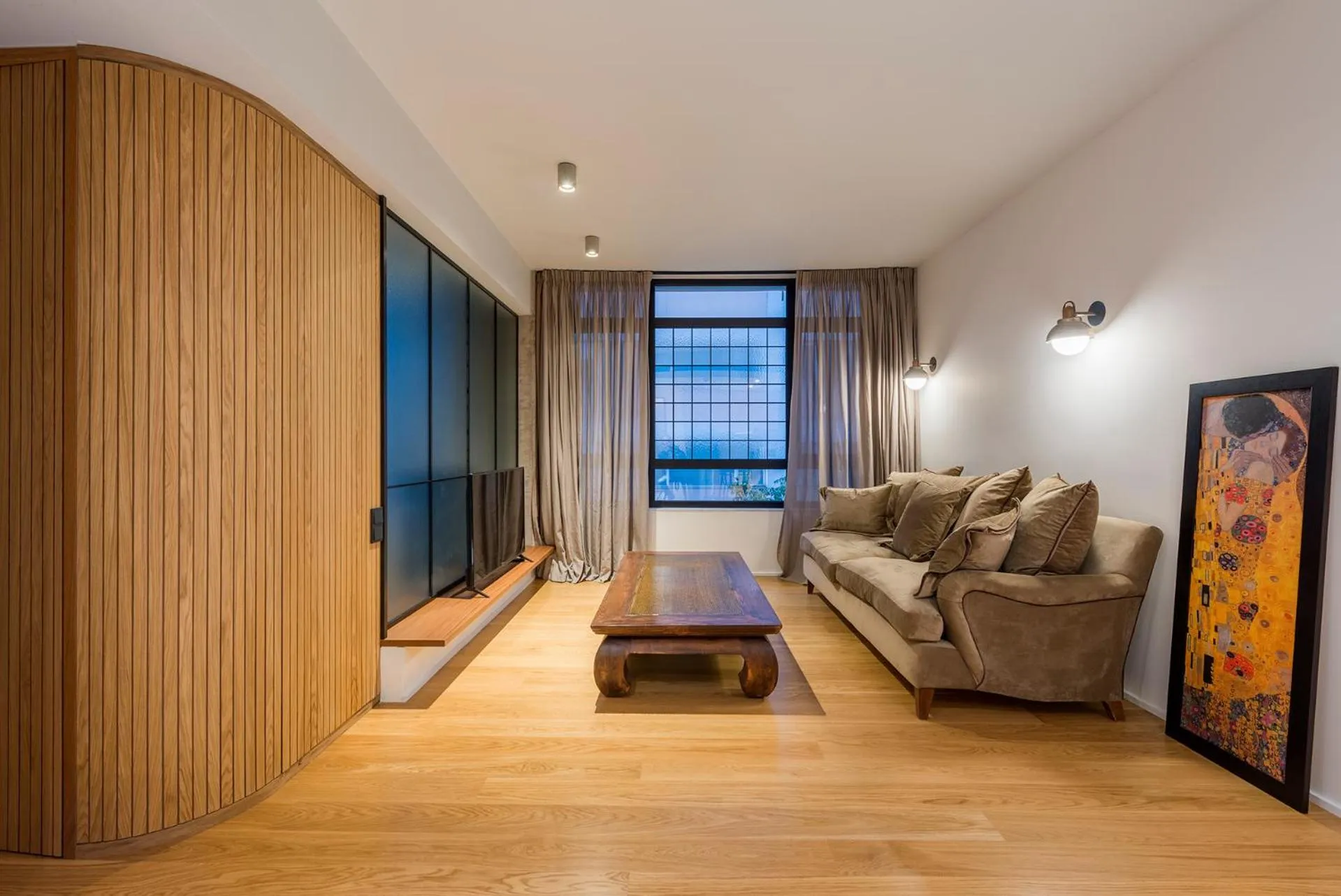 Living room in Kin Athens