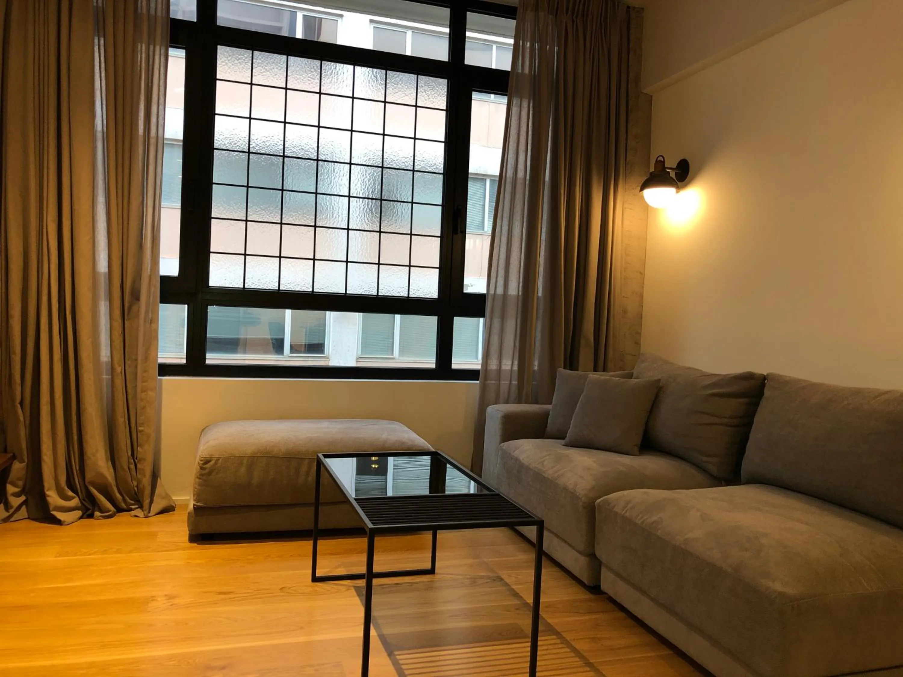 Living room in Kin Athens