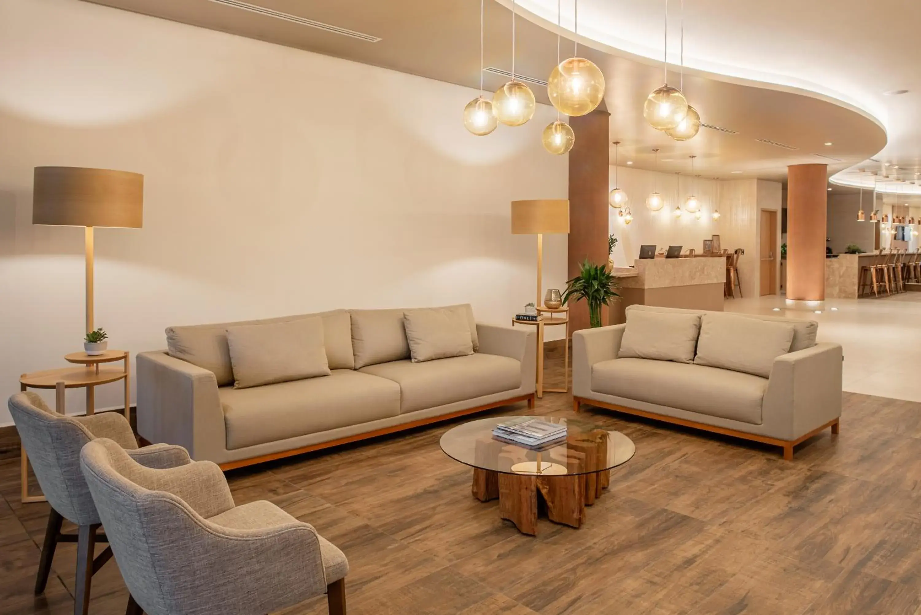 Lobby or reception in Intercity Curitiba Batel Lobby or reception in Intercity Curitiba Batel