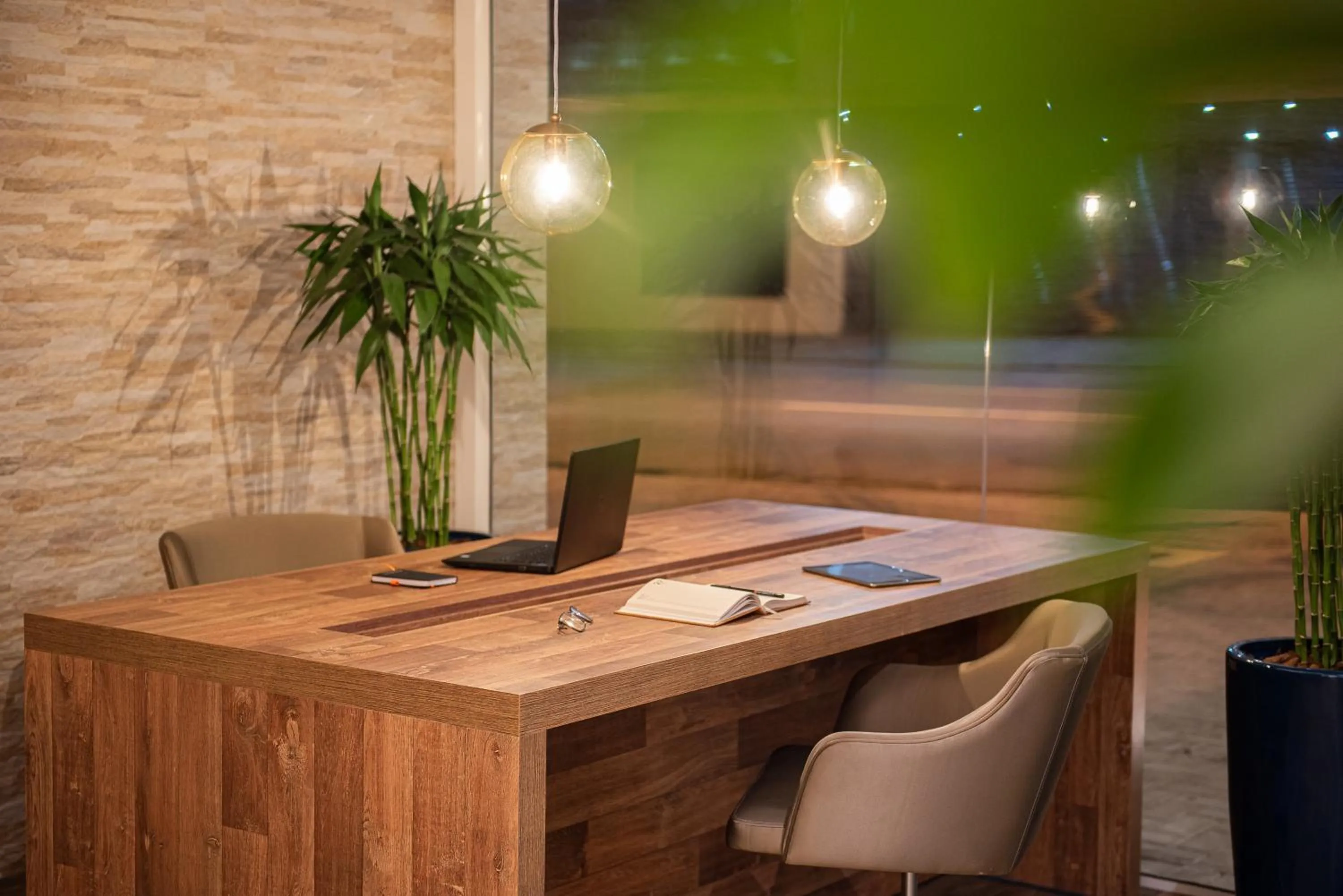 Business facilities in Intercity Curitiba Batel