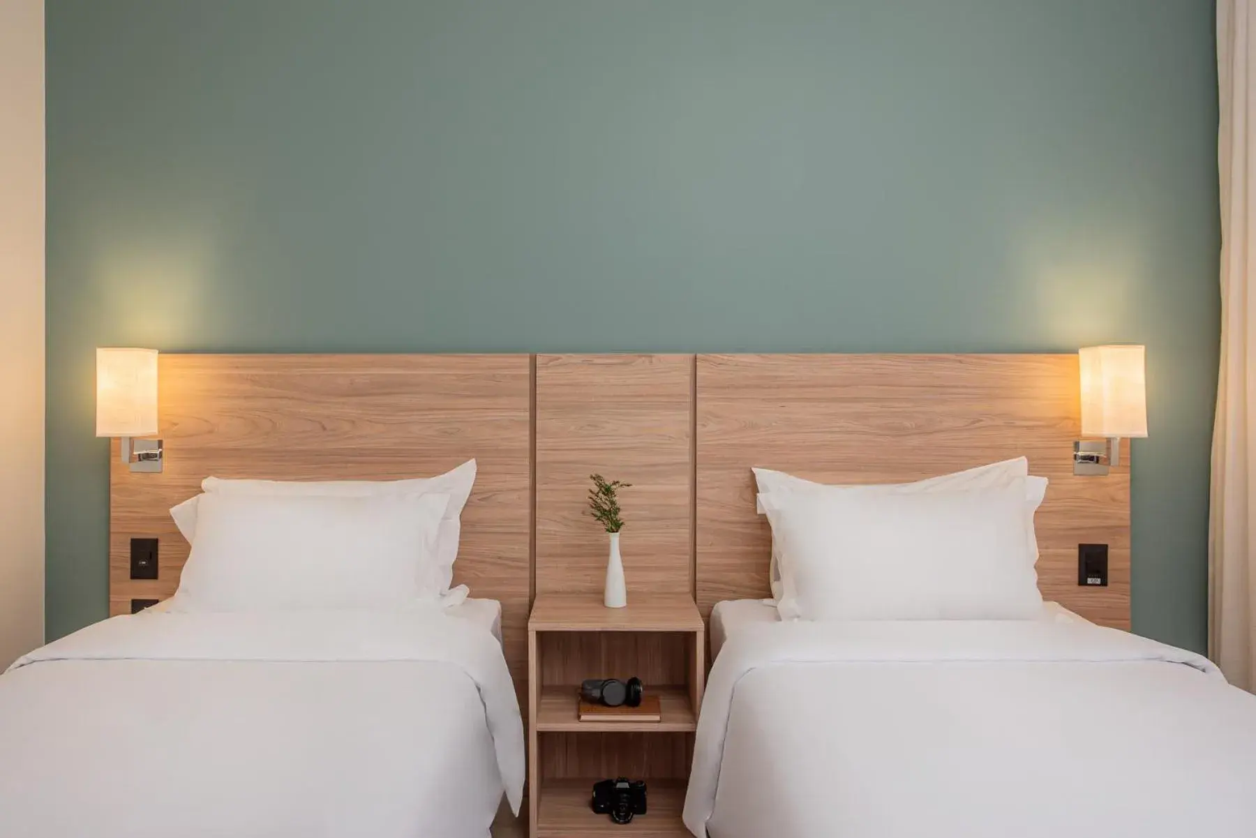 Photo of the whole room, Bed in Intercity Curitiba Batel Photo of the whole room, Bed in Intercity Curitiba Batel