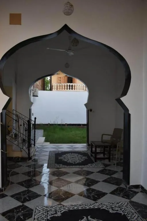 Apartment with View and Balcony in Alaa Aldin Flats