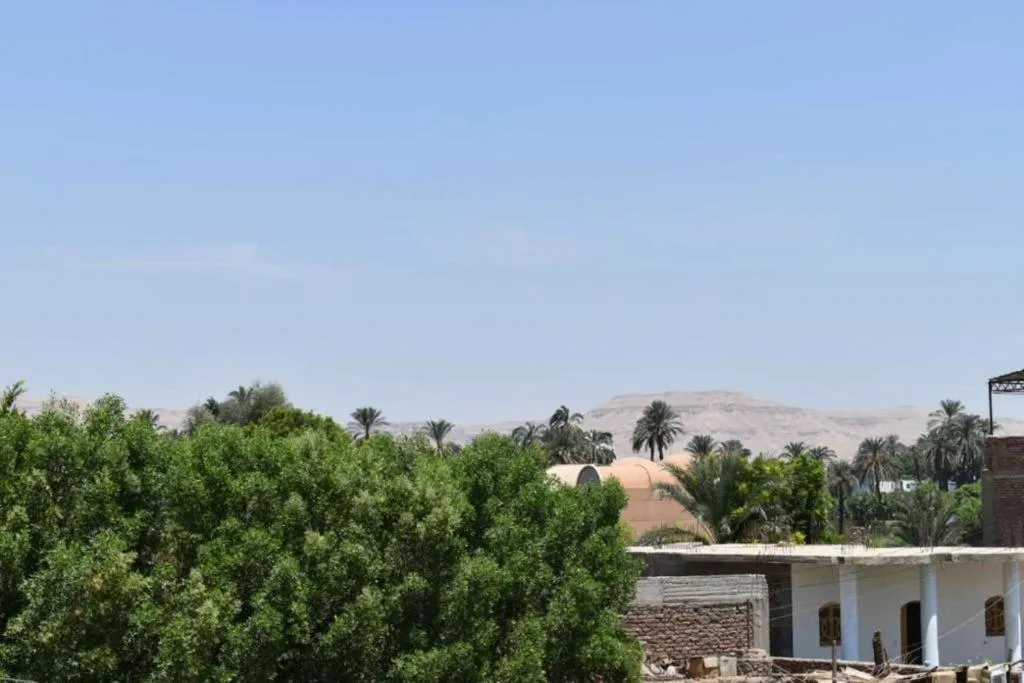 Apartment with View and Balcony in Alaa Aldin Flats