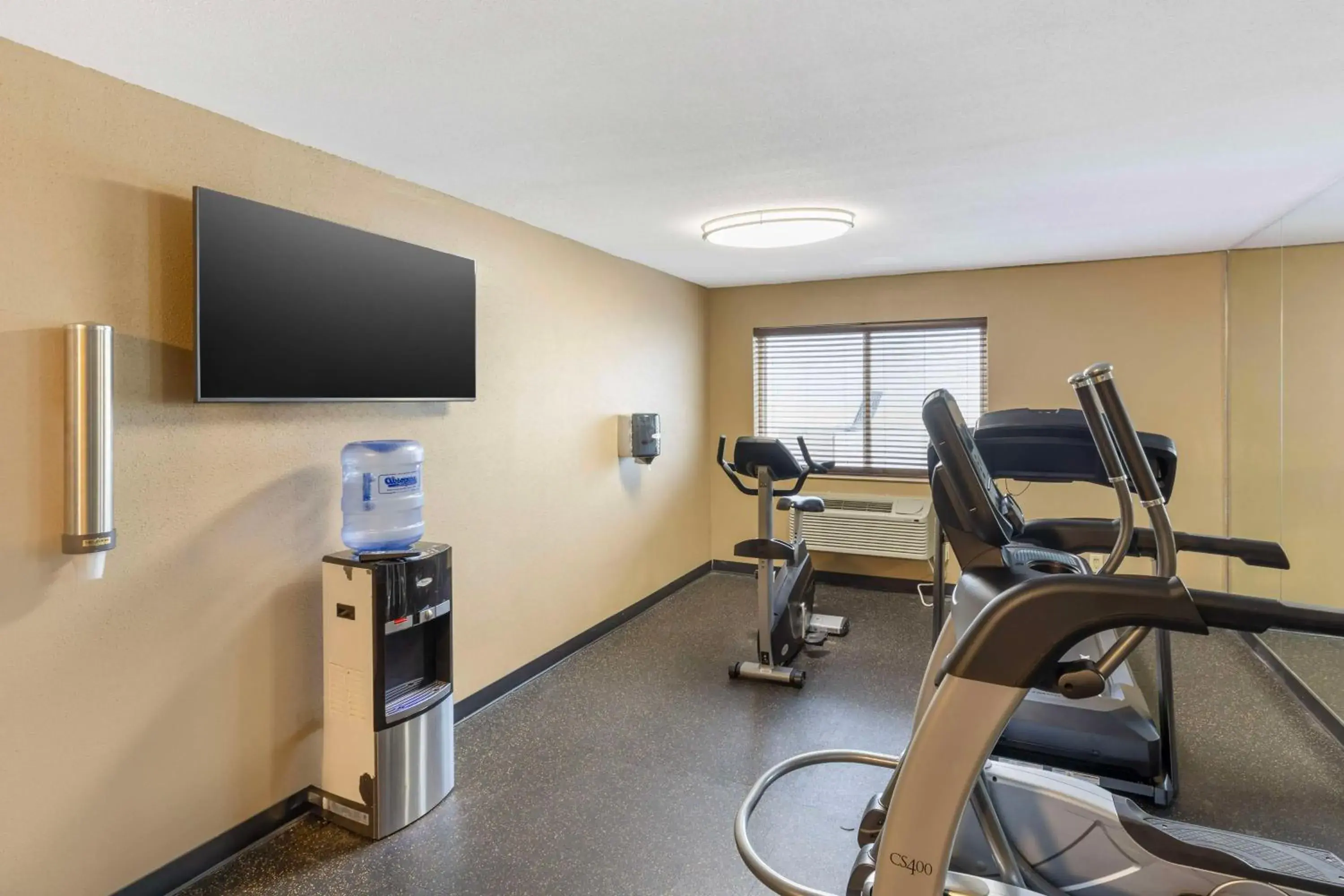 Fitness centre/facilities in Best Western St. Louis Inn Fitness centre/facilities in Best Western St. Louis Inn