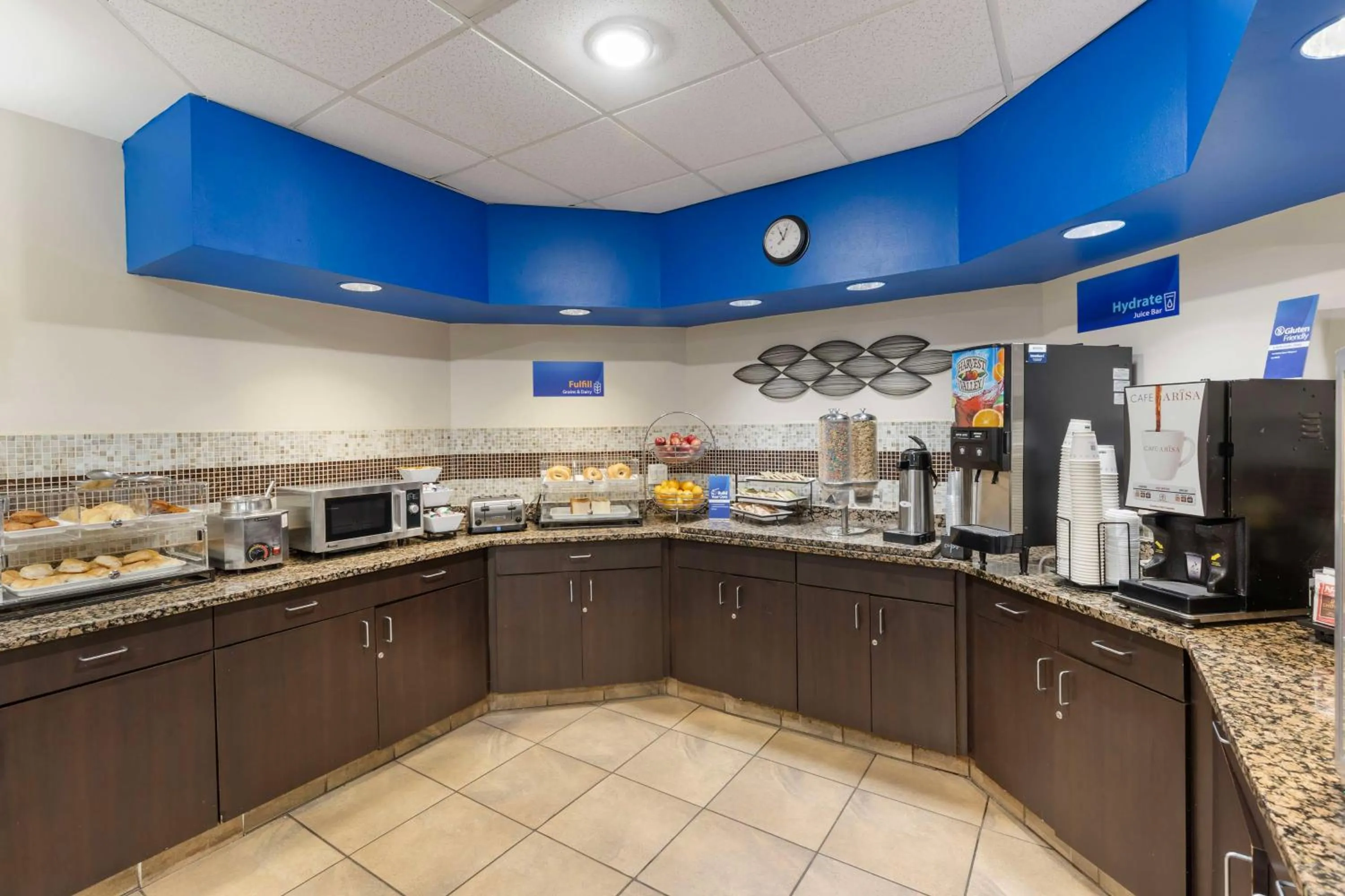 Breakfast in Best Western St. Louis Inn