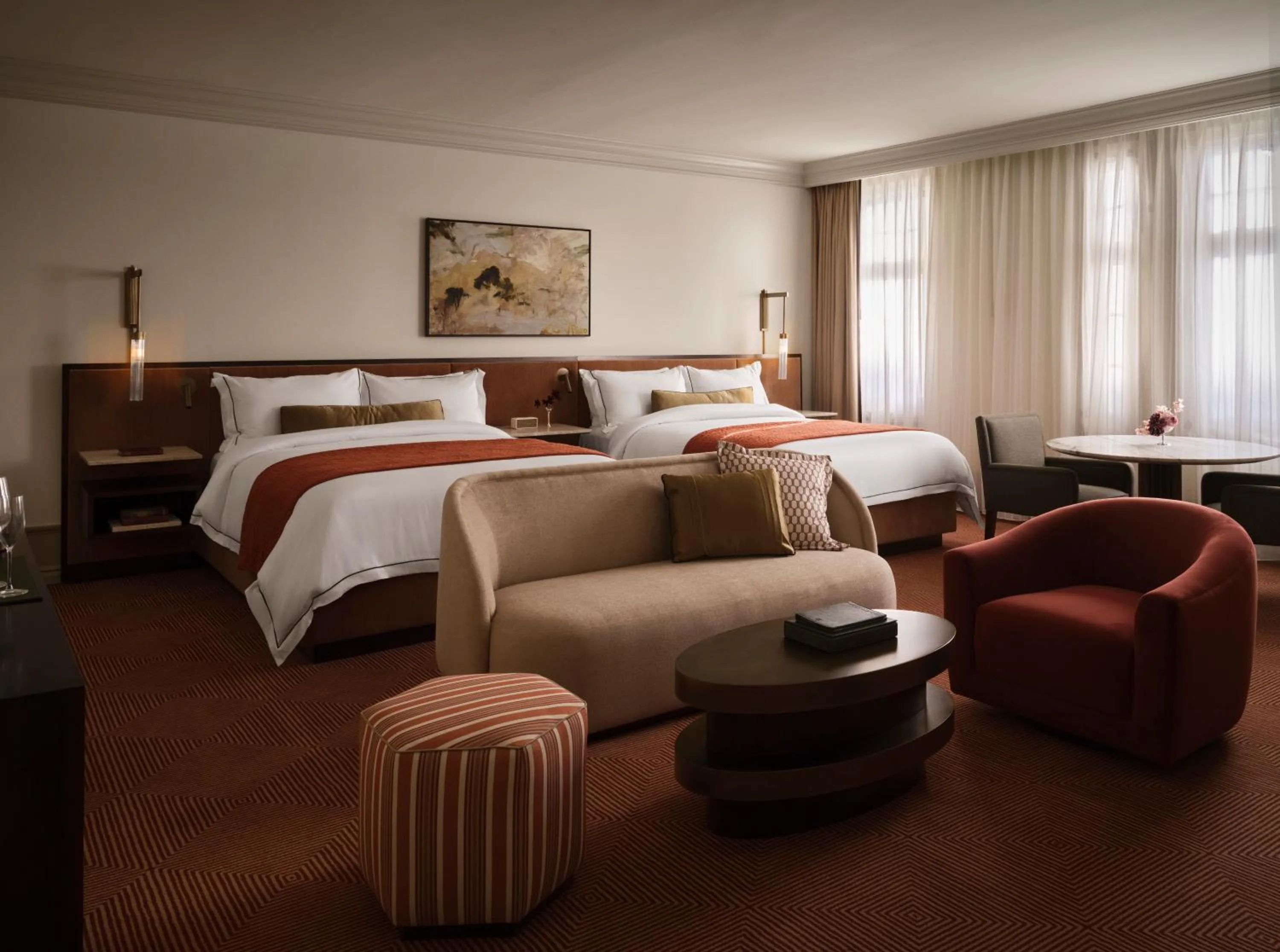 Photo of the whole room, Bed in The Huntington Hotel