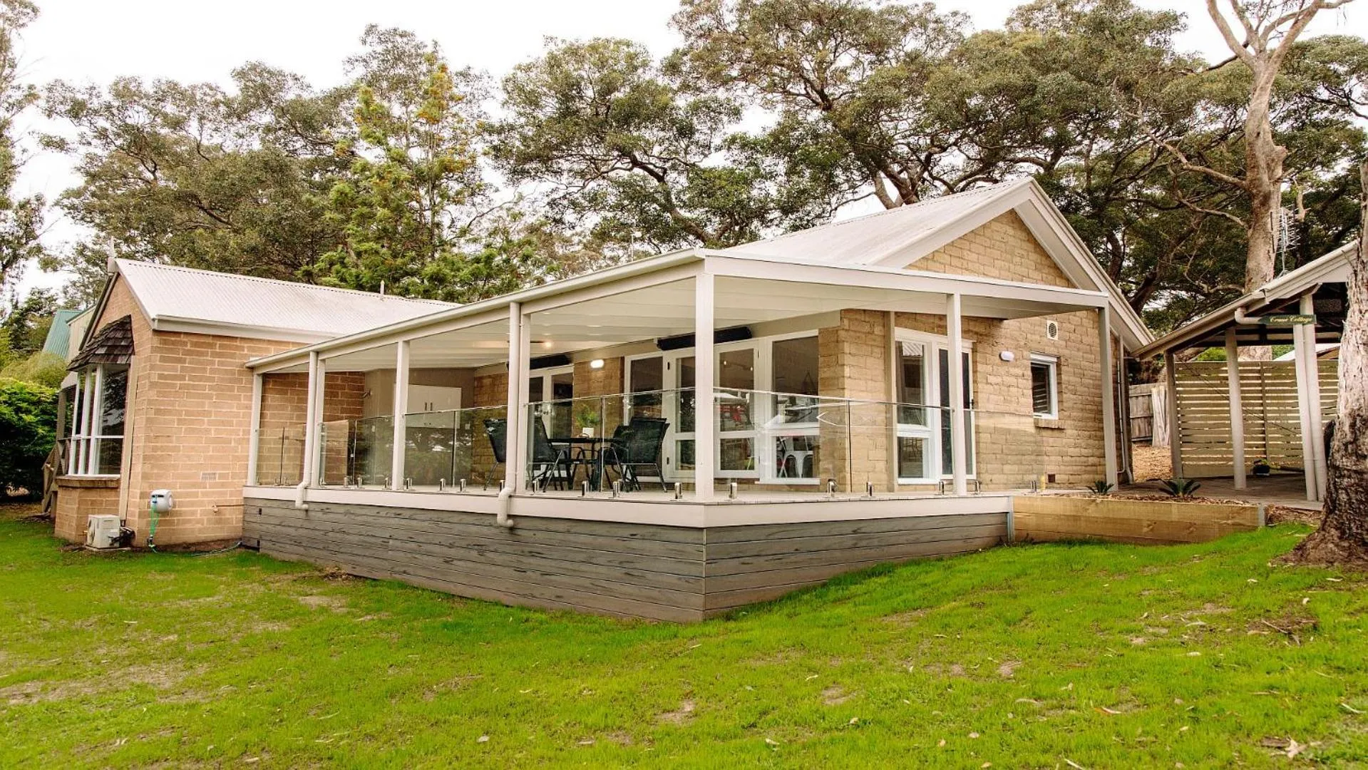 McMillans of Metung Coastal Resort