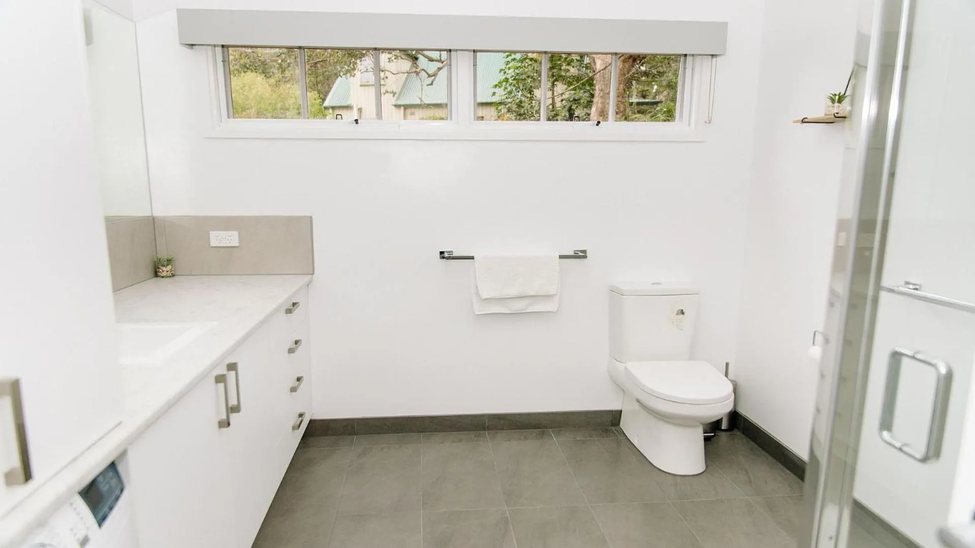 Bathroom in McMillans of Metung Coastal Resort