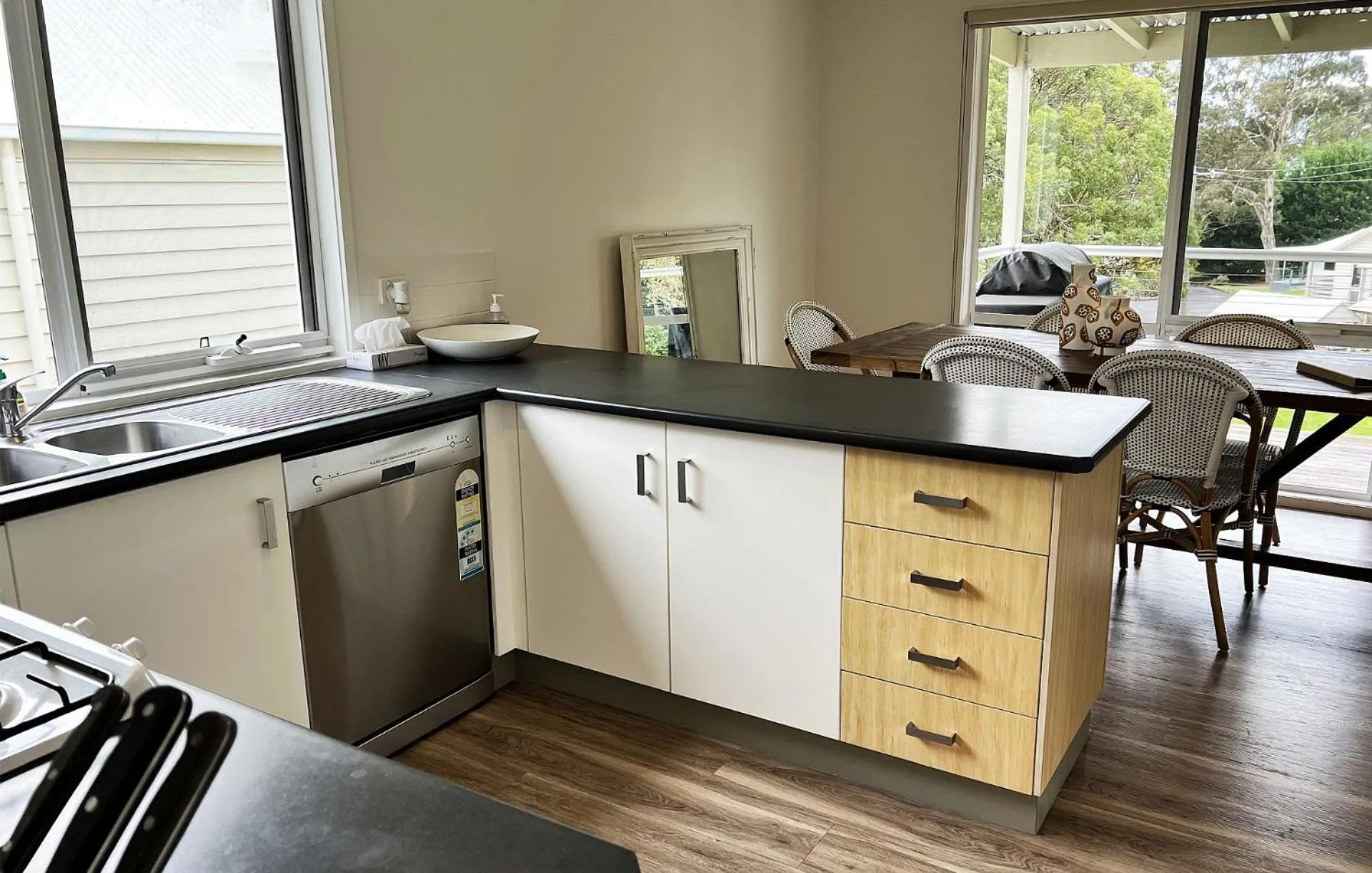 kitchen in McMillans of Metung Coastal Resort