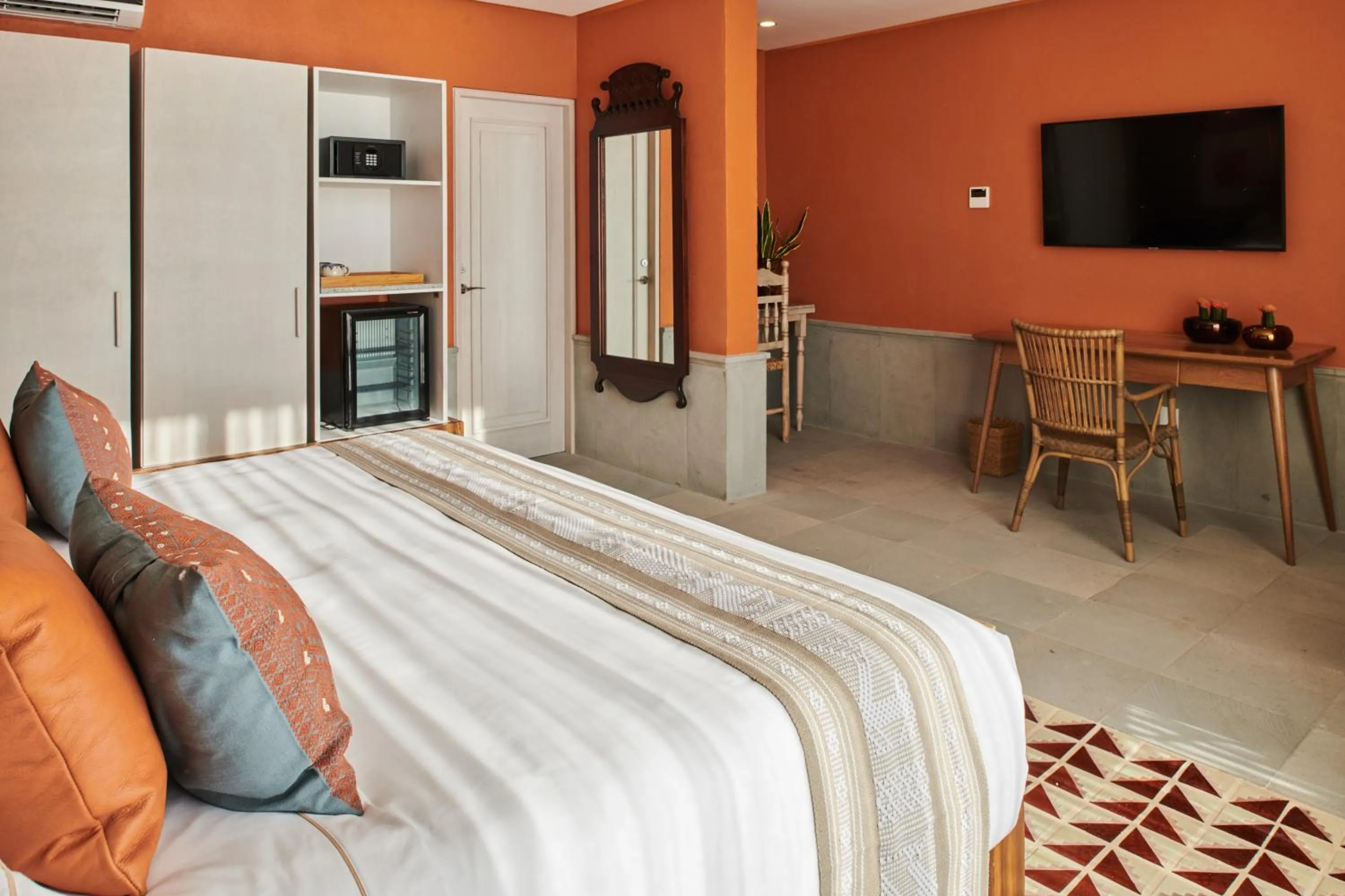 TV and multimedia, Bed in Hotel Boutique Luxury Patio Azul