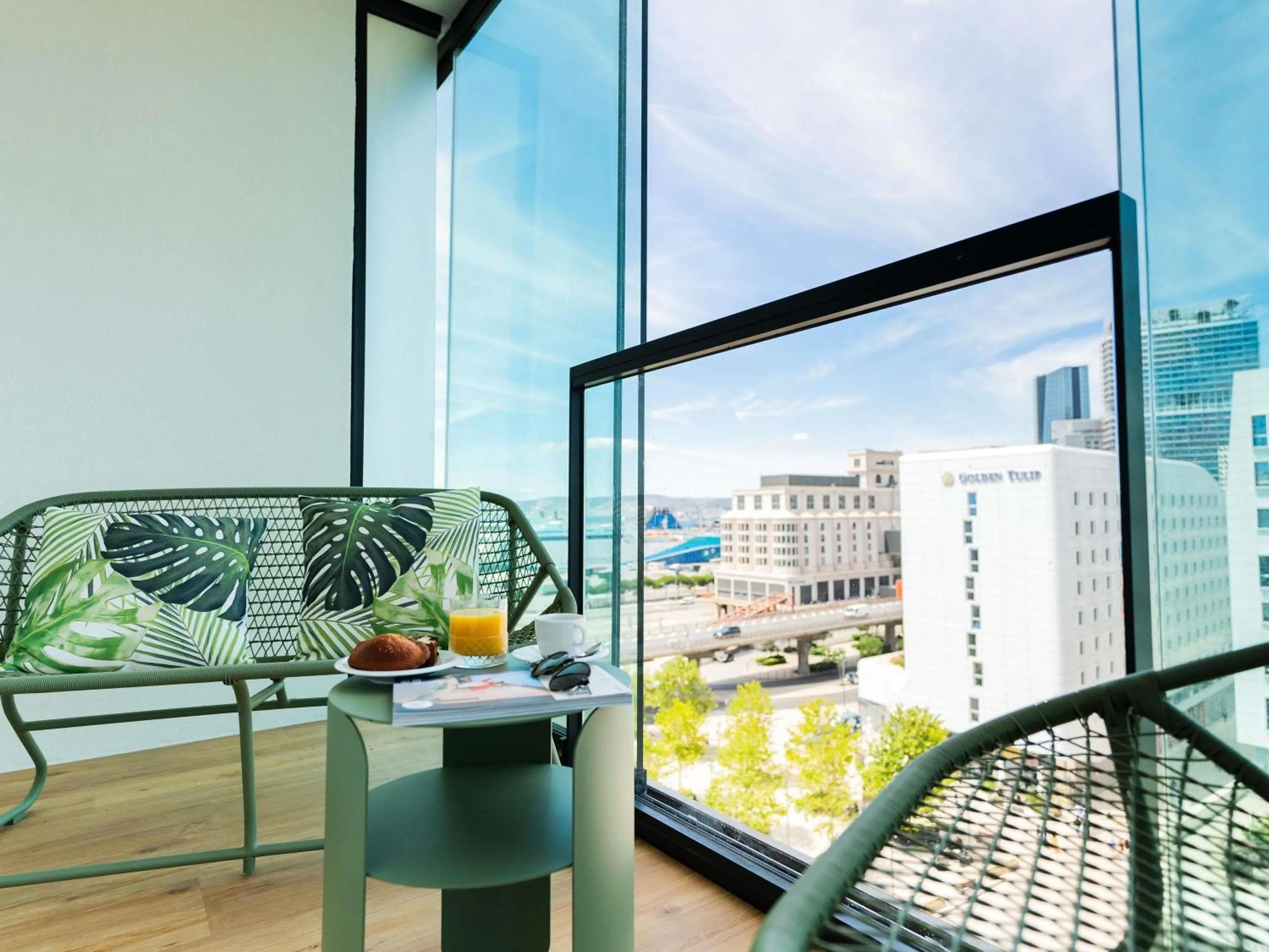 Property building in Novotel Suites Marseille Centre Euromed