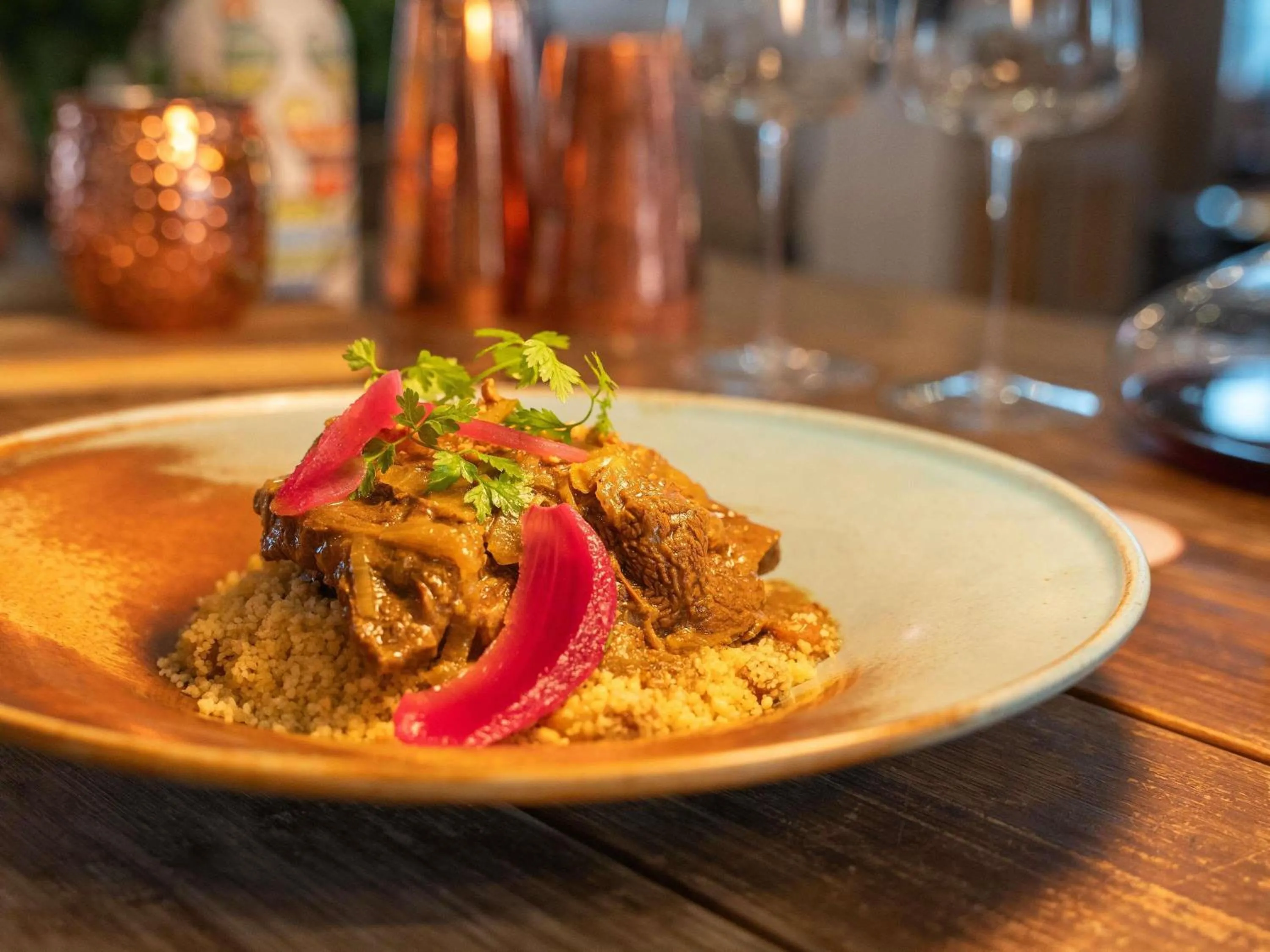 Restaurant/places to eat in Novotel Suites Marseille Centre Euromed