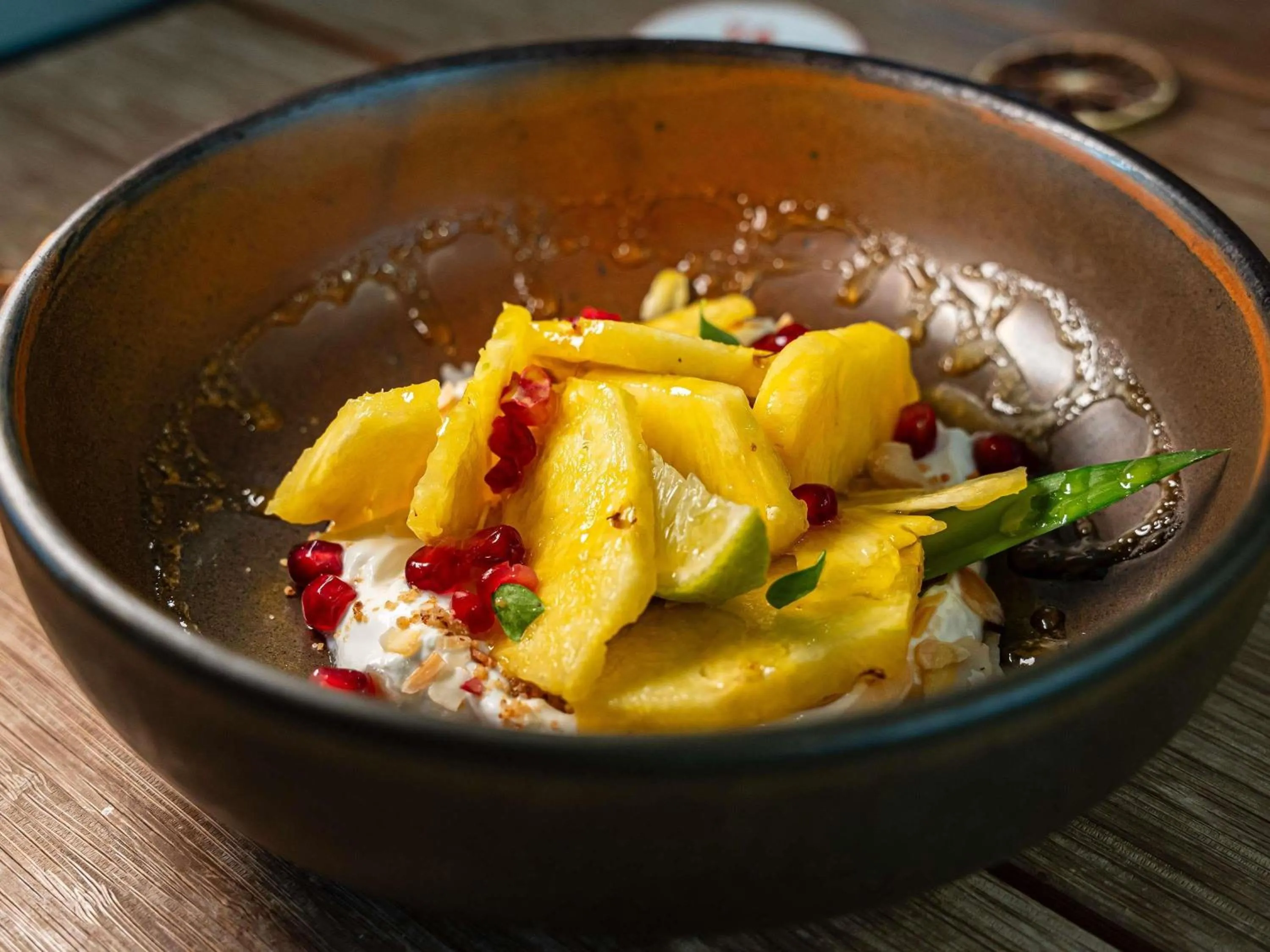 Restaurant/places to eat in Novotel Suites Marseille Centre Euromed