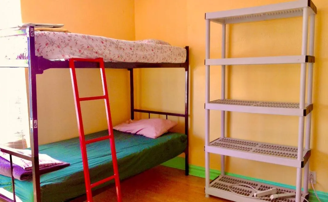 bunk bed, Bed in The Only Backpacker's Inn