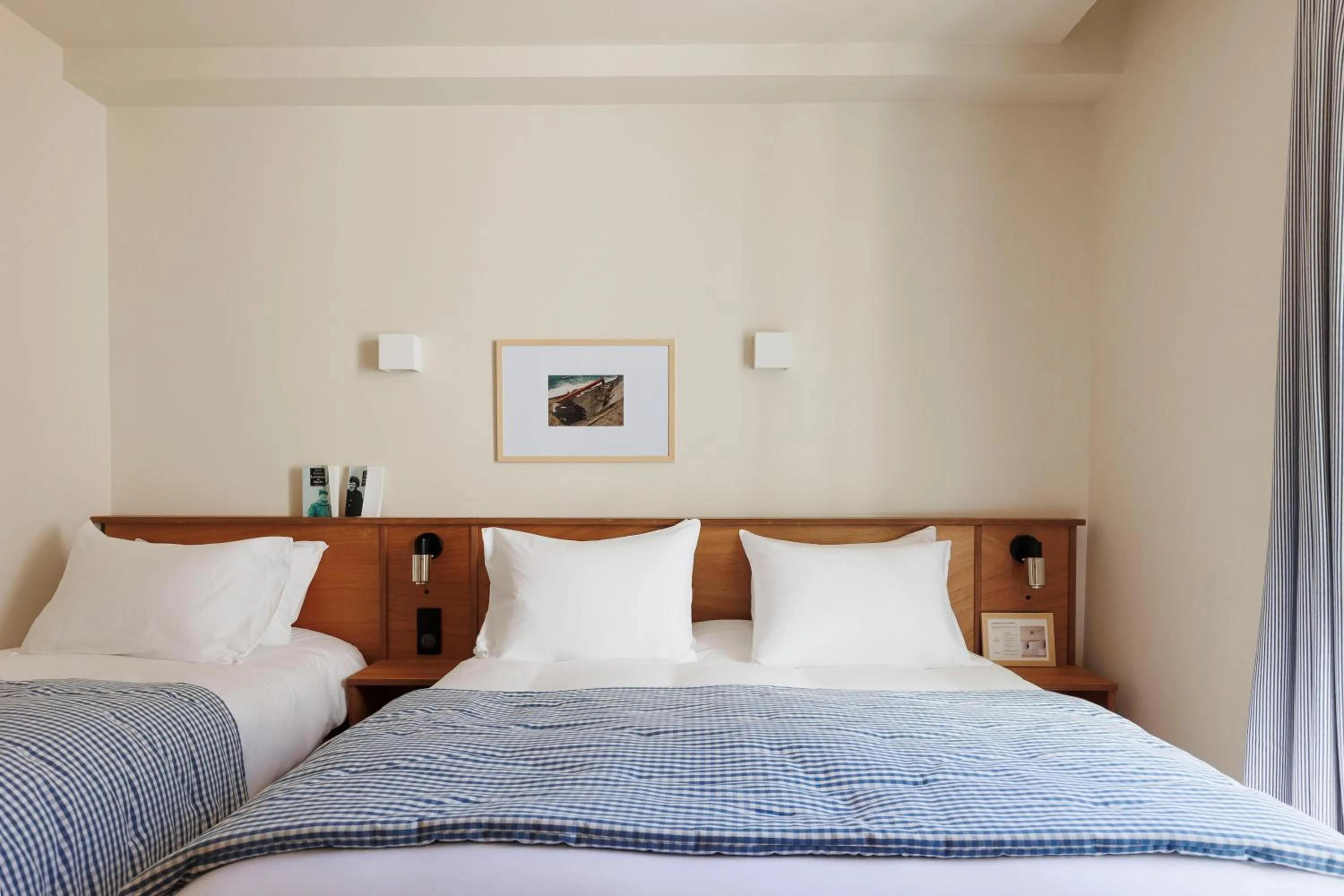 Bed in ALFRED HOTELS Port-Vieux