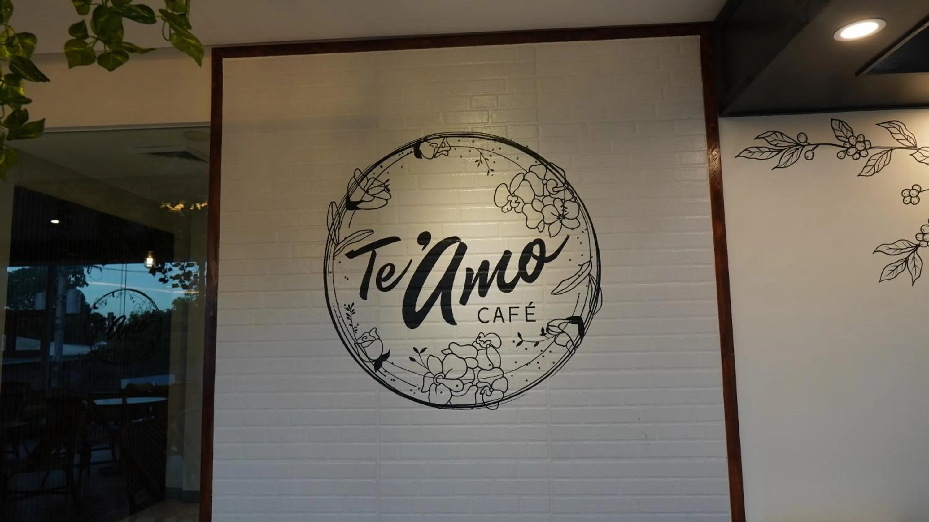 Restaurant/places to eat in Hotel One