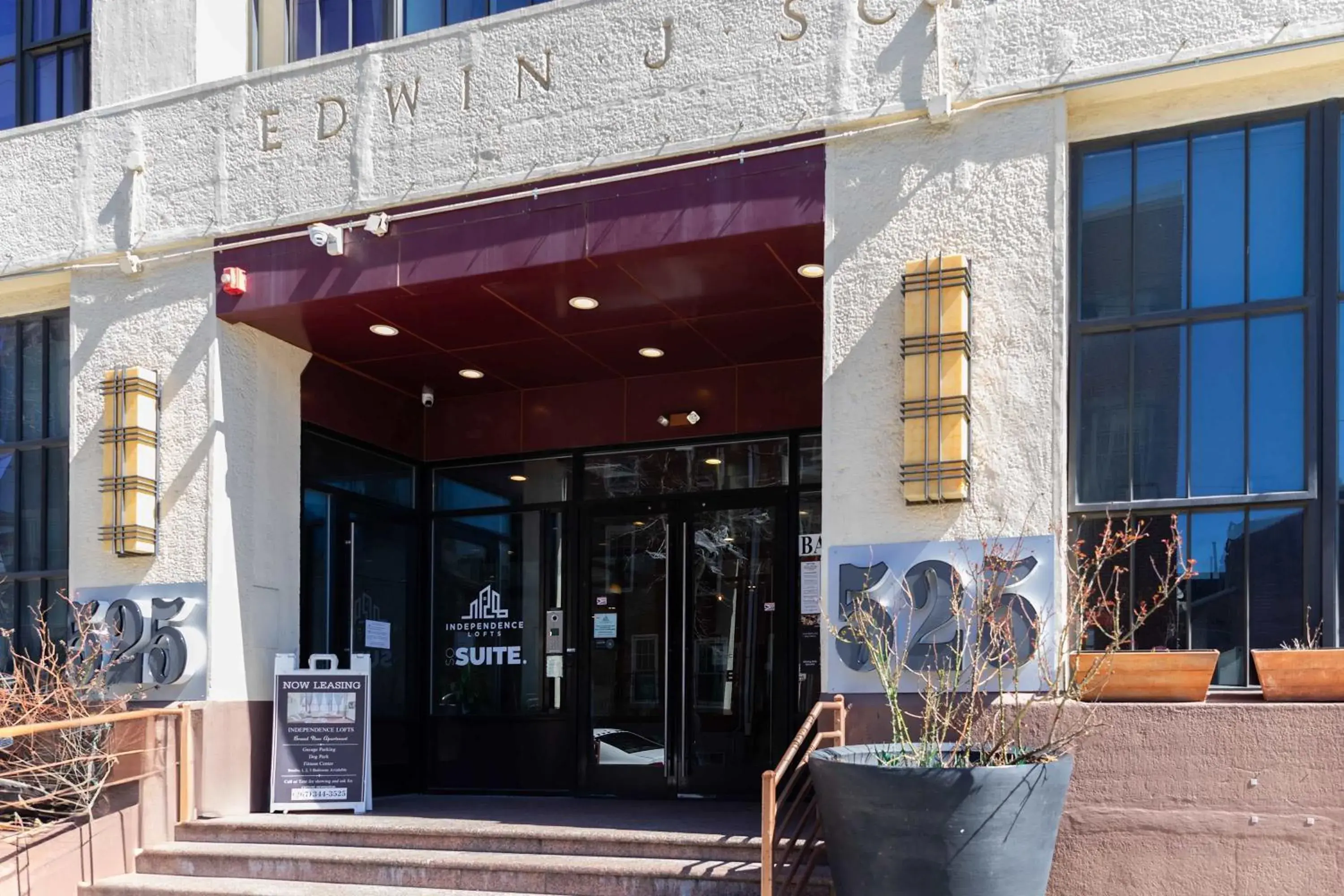 Property building in Sosuite at Independence Lofts - Callowhill Property building in Sosuite at Independence Lofts - Callowhill