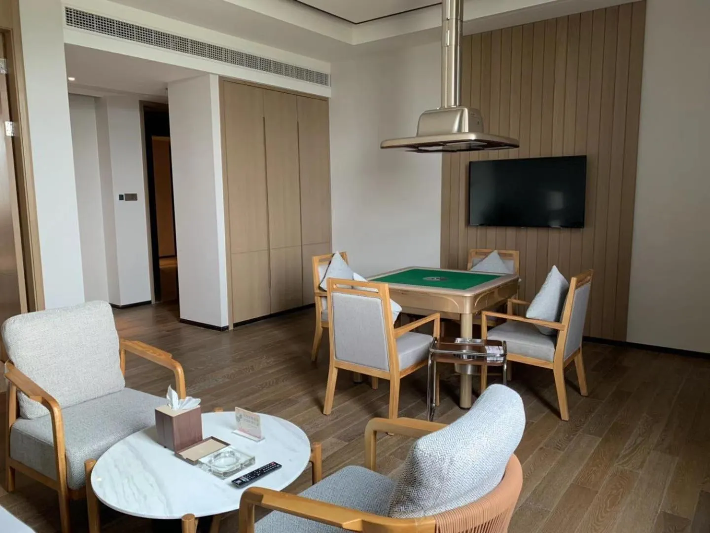 Entertainment in Yuyao Bright hotel