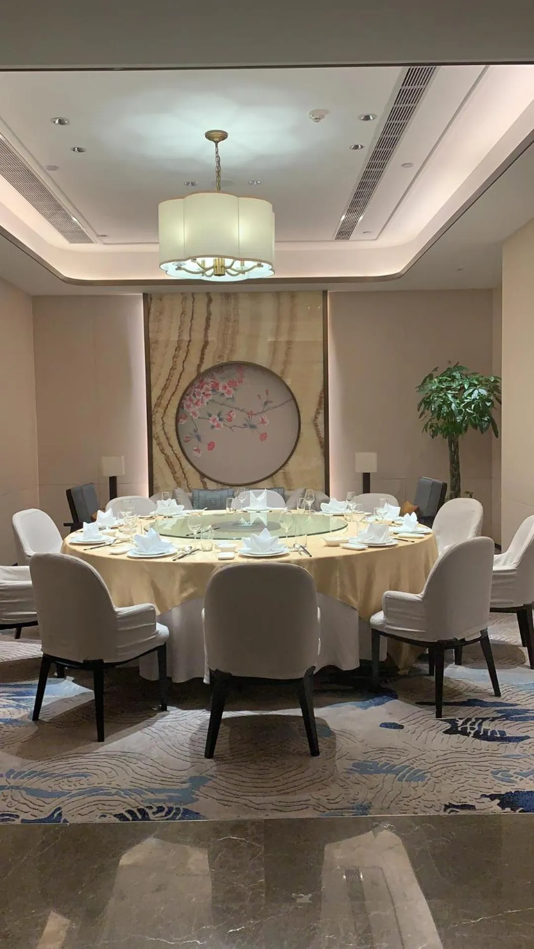 Restaurant/places to eat in Yuyao Bright hotel